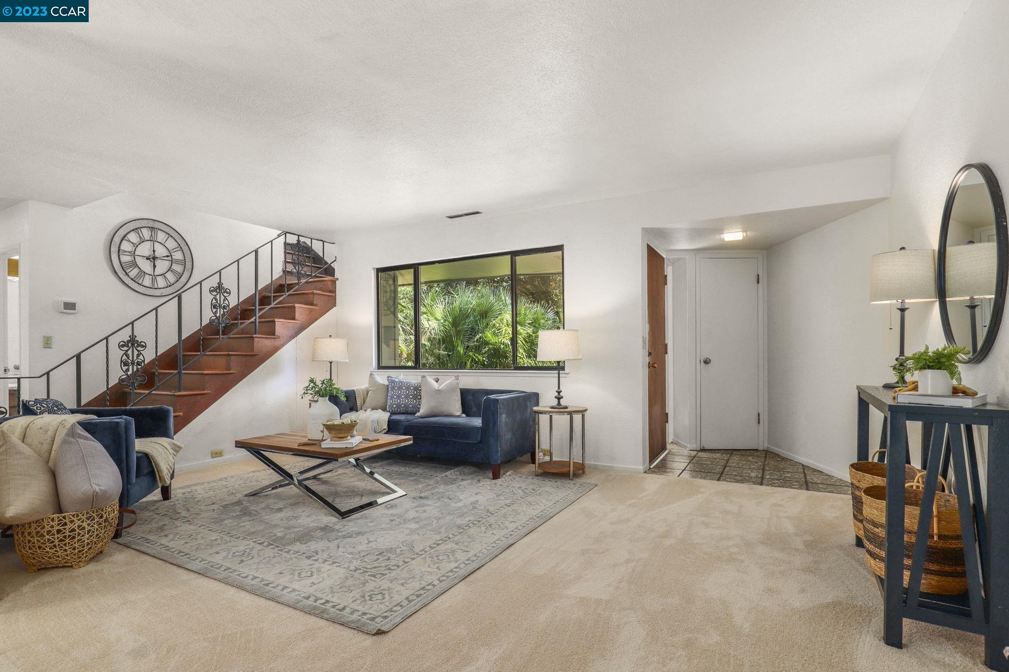 442 Minton Ct