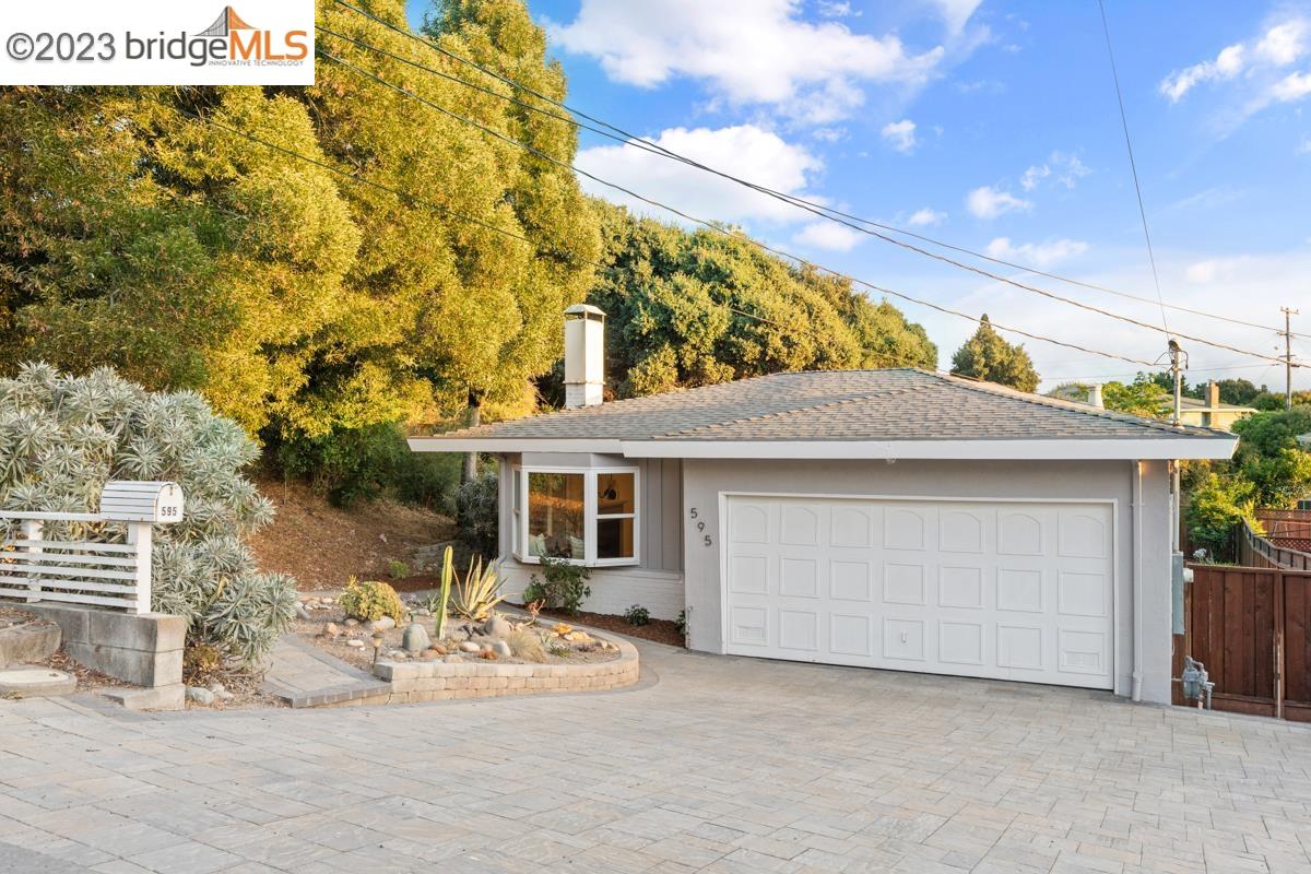 595 Andrews Way