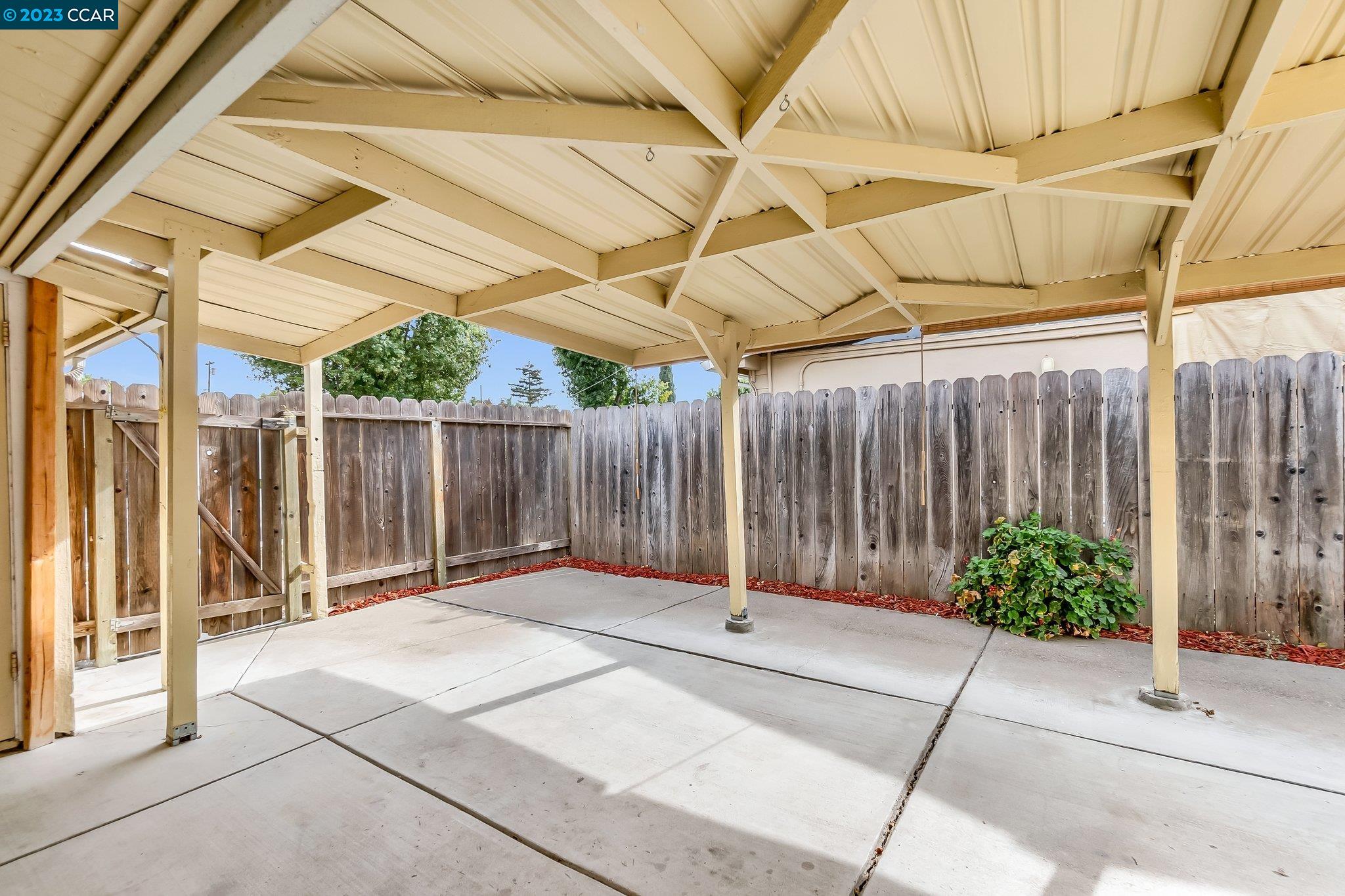 2398 Gehringer Dr