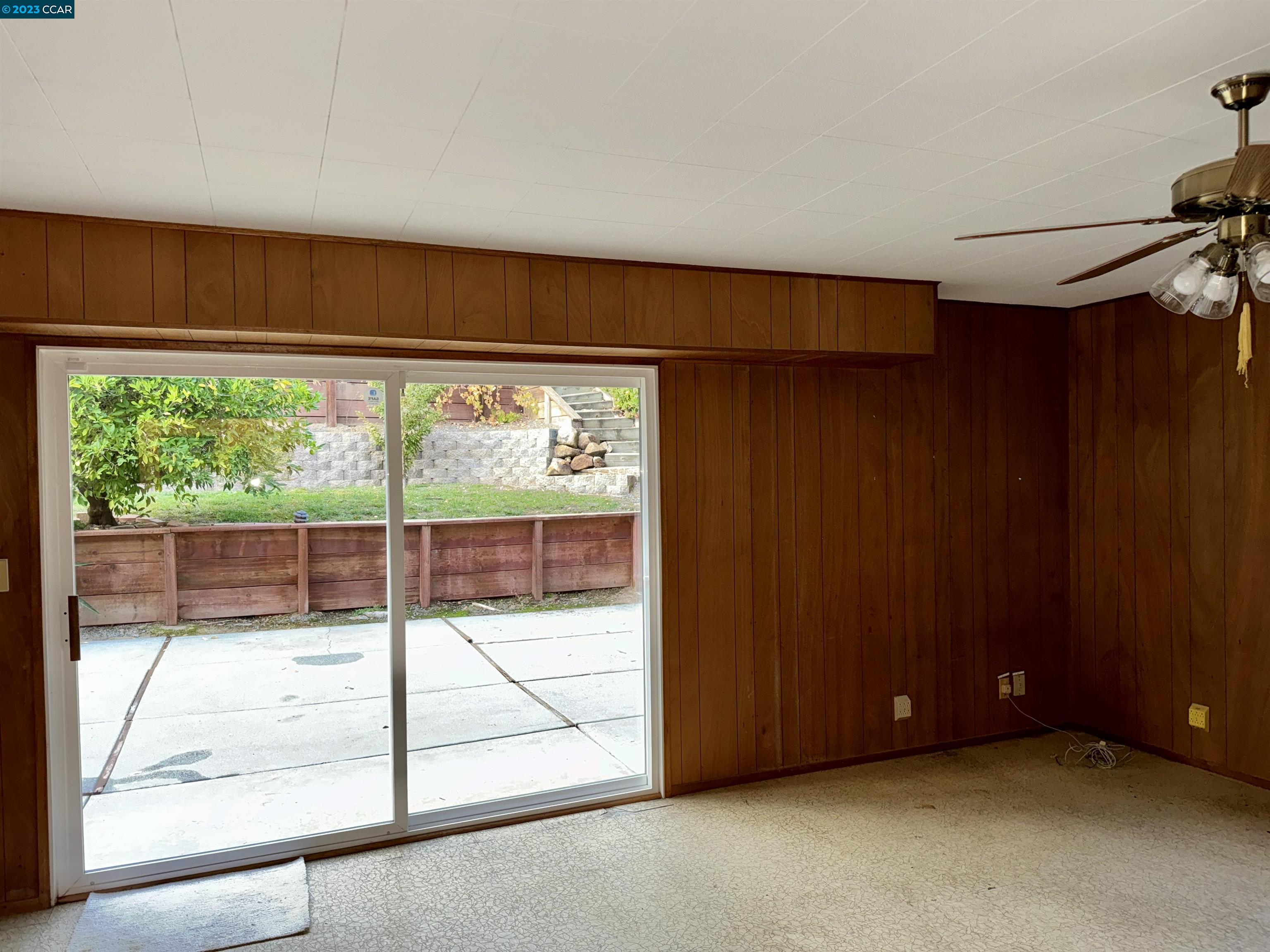828 Hamilton Dr
