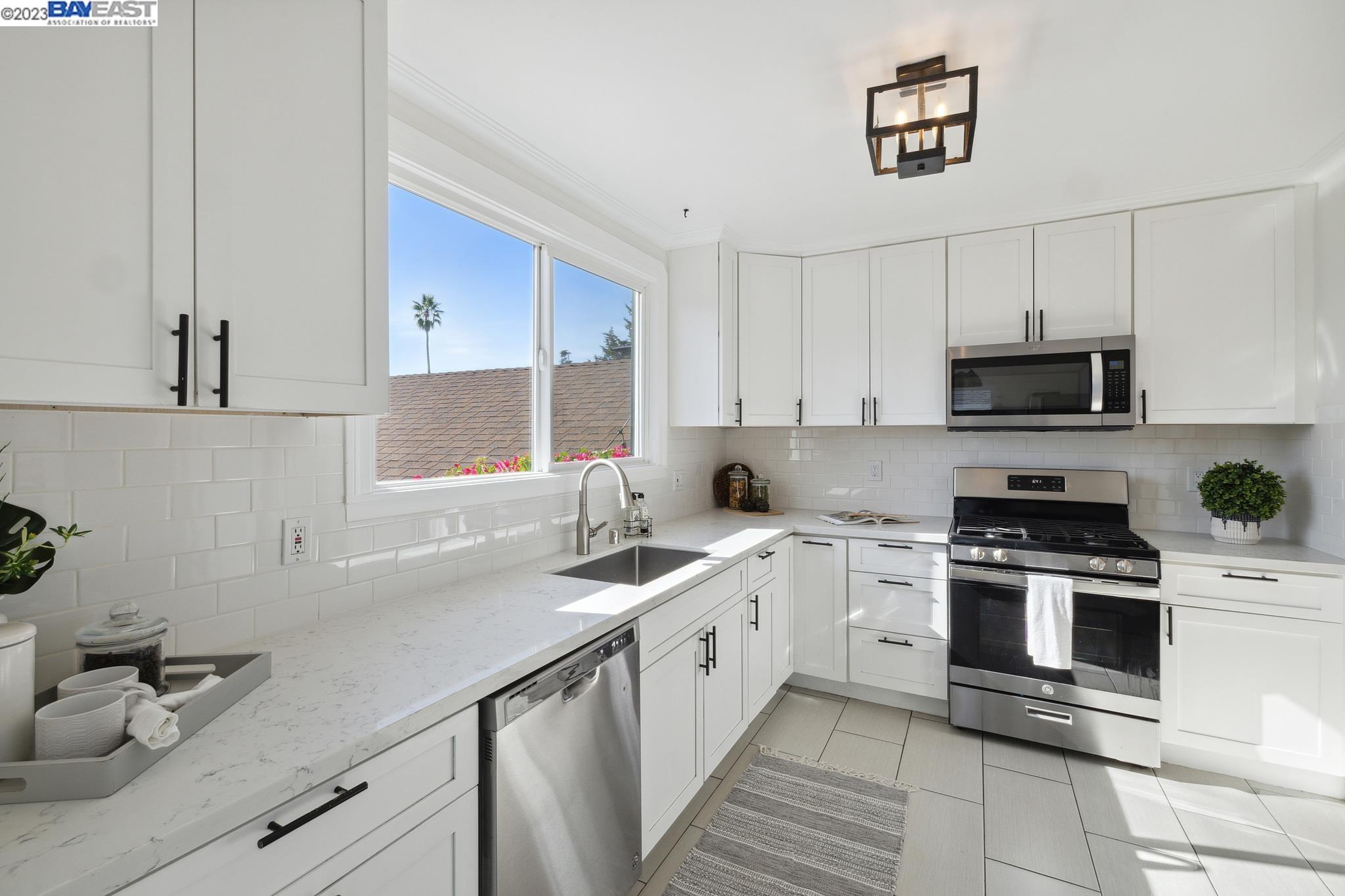 3416 MIRASOL AVENUE
