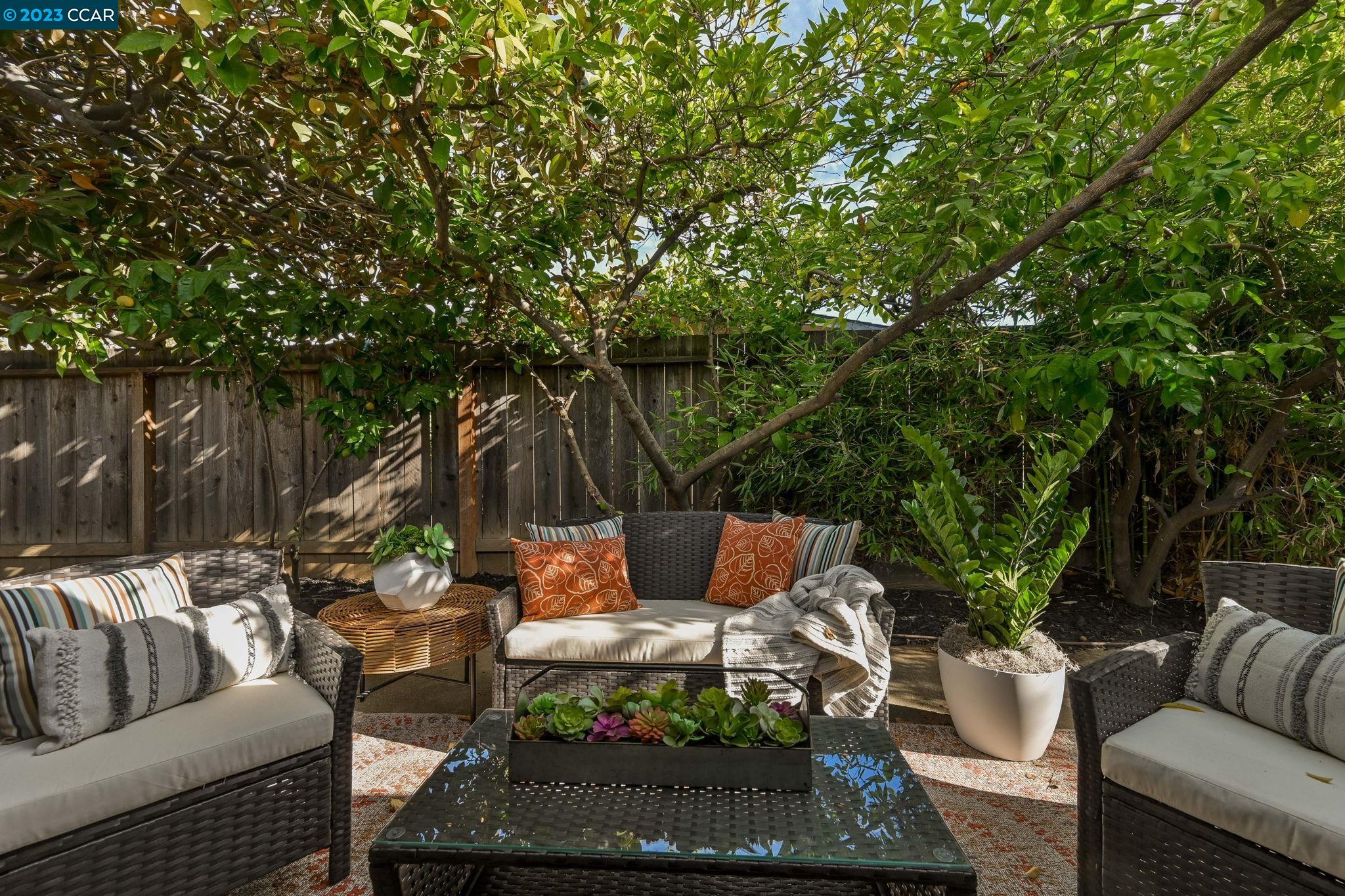 1412 Whitewood Pl