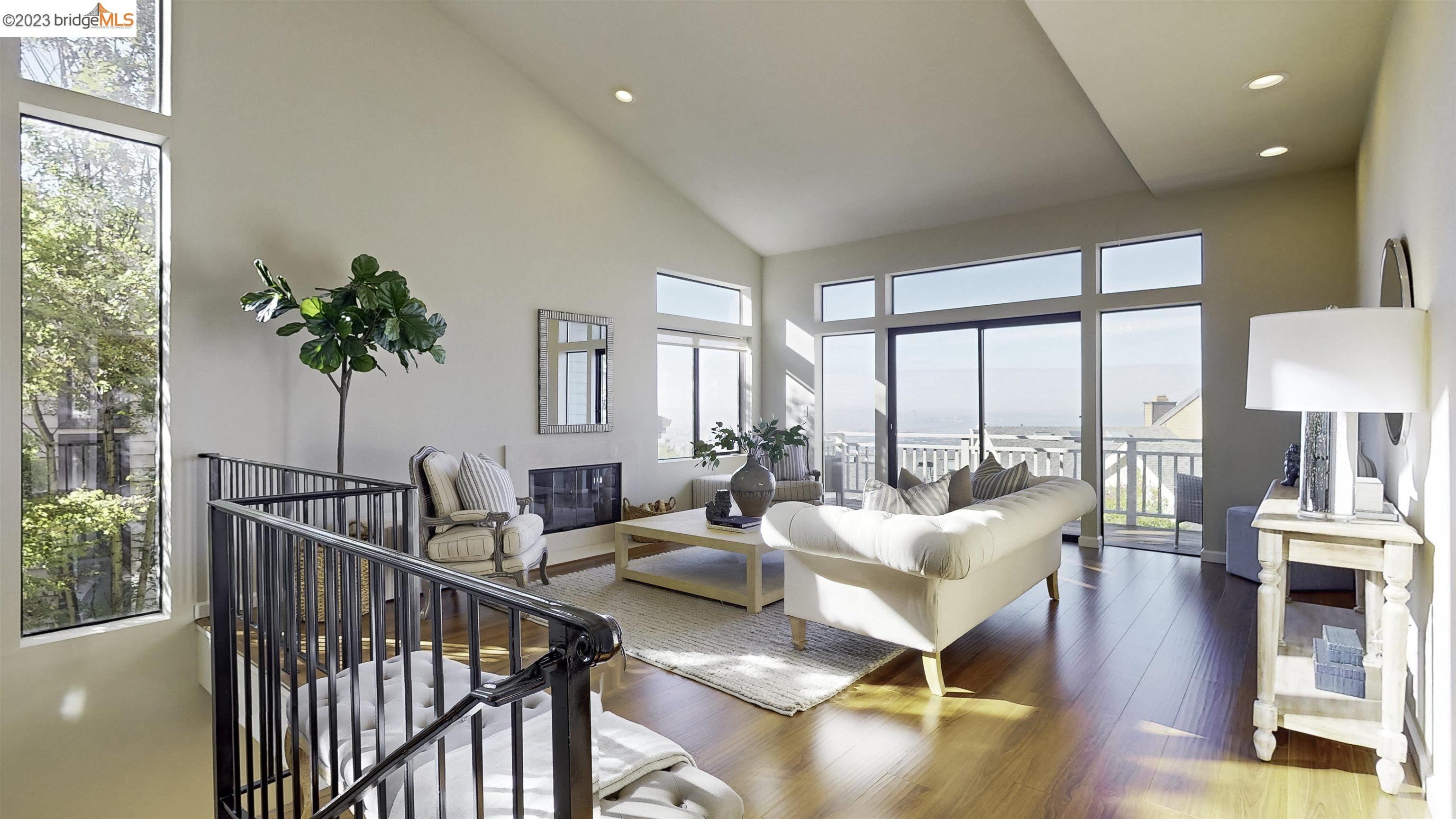 1877 Grand View Drive