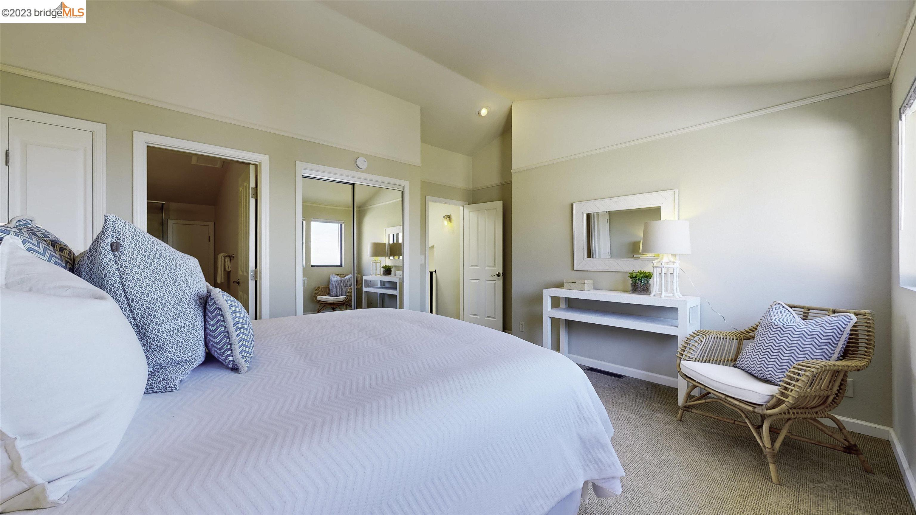 1877 Grand View Drive