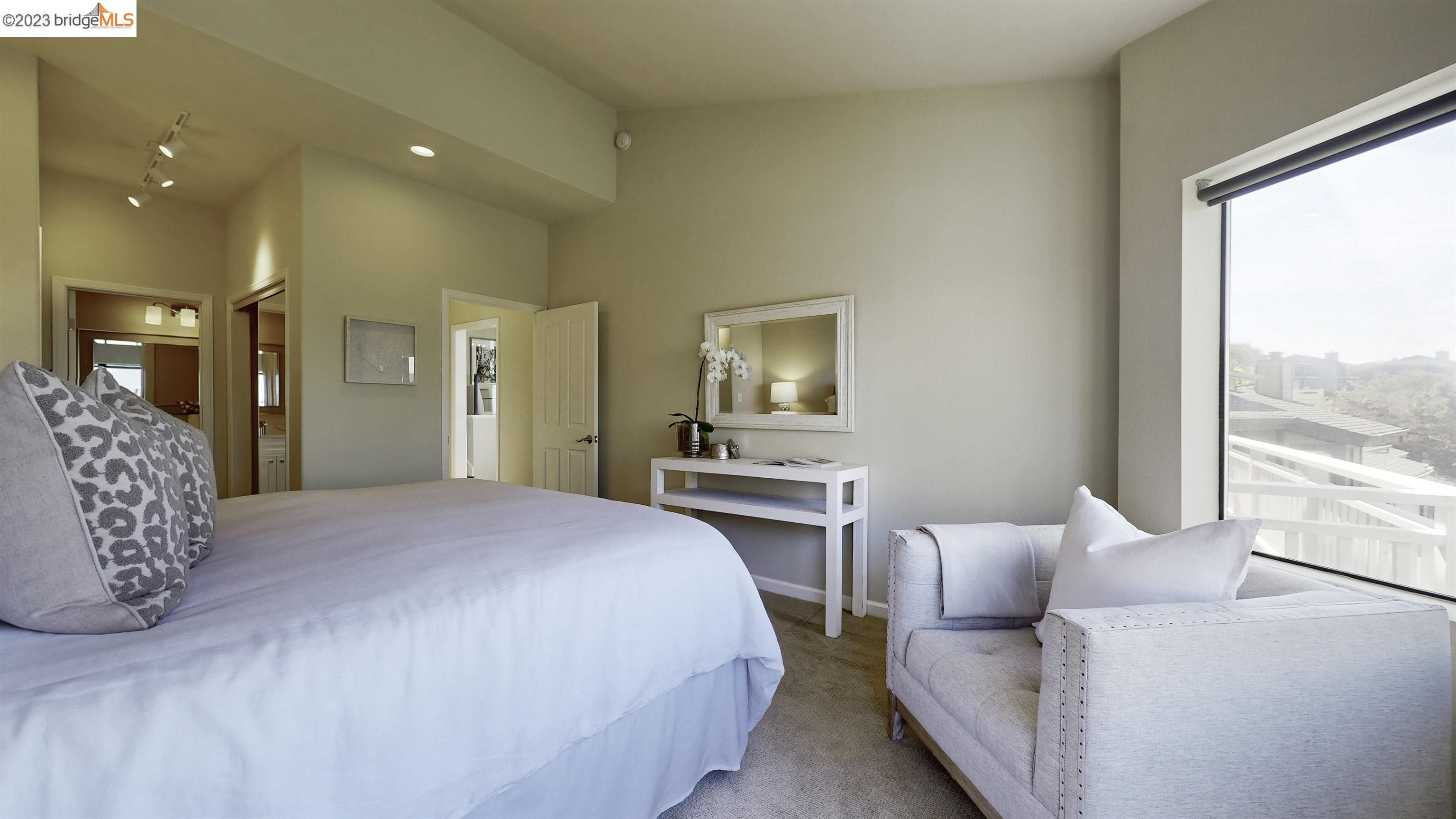 1877 Grand View Drive