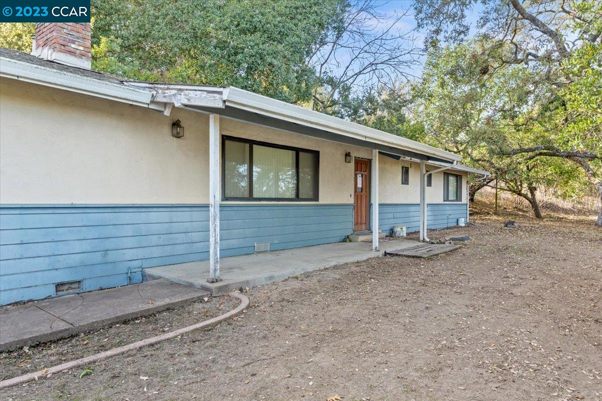 3339 Oak Court, Lafayette 94549