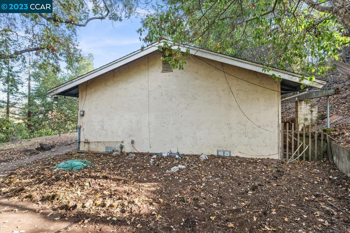 3339 Oak Court, Lafayette 94549