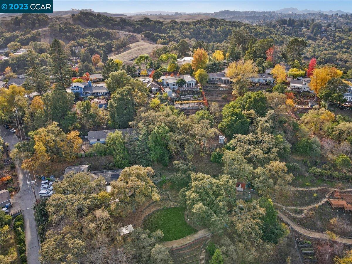 3339 Oak Court, Lafayette 94549