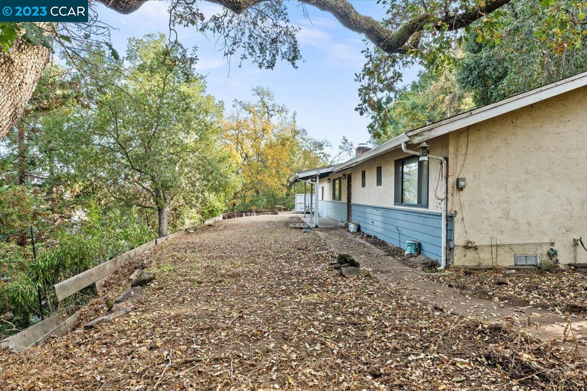 3339 Oak Court, Lafayette 94549