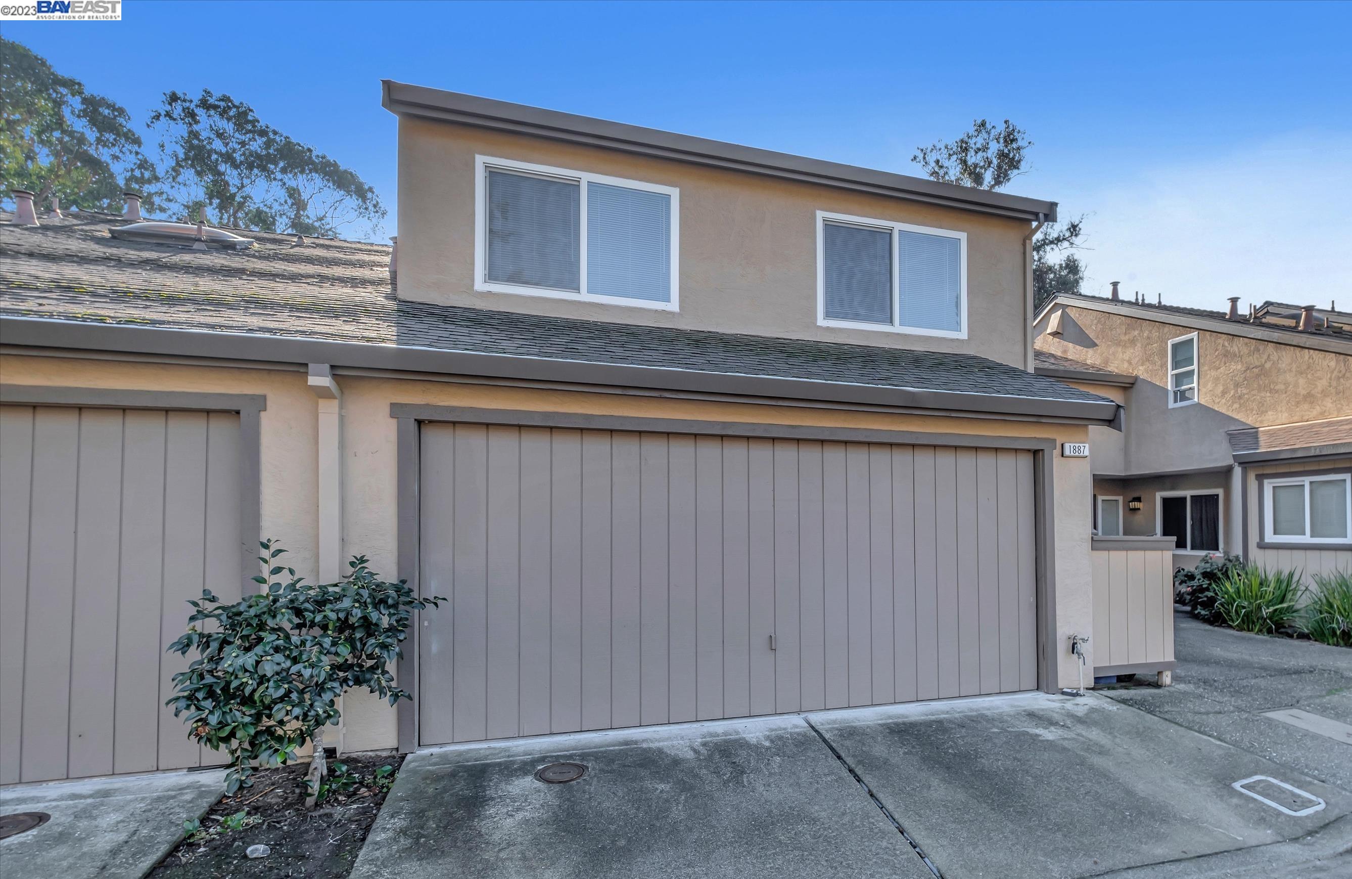 1887 Chantilly Ln, Hayward