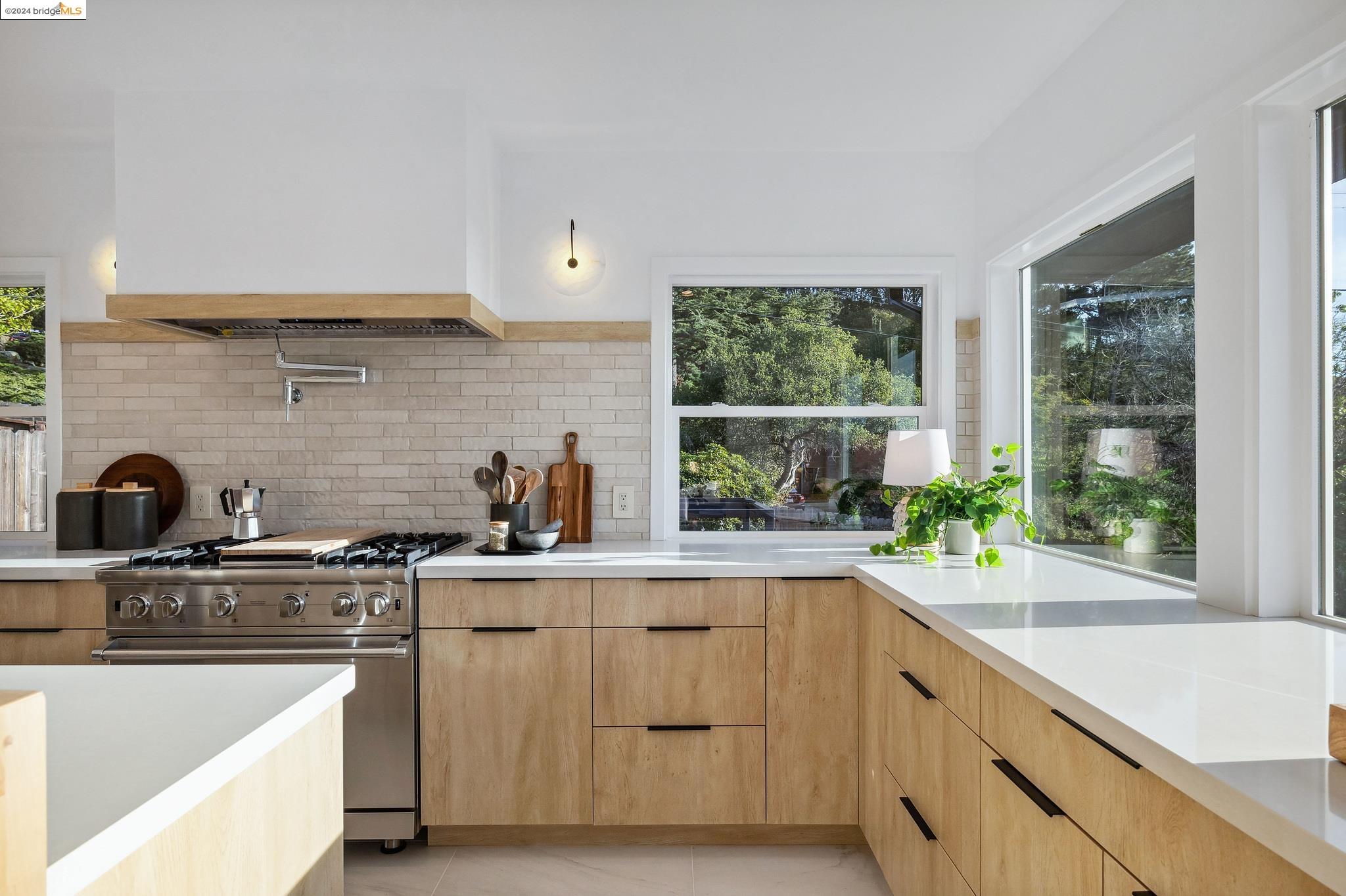 1433 Devonshire Drive