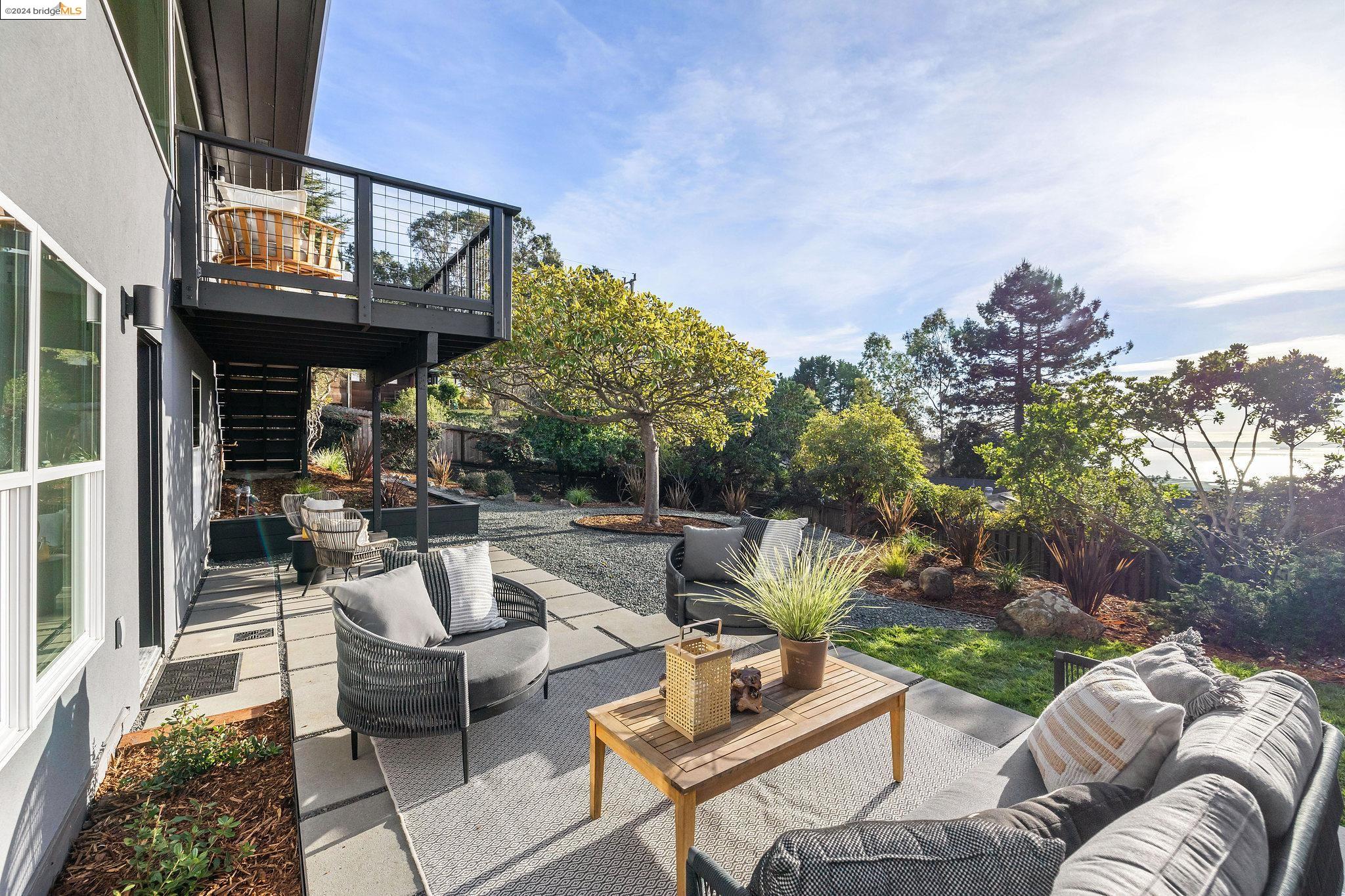 1433 Devonshire Drive