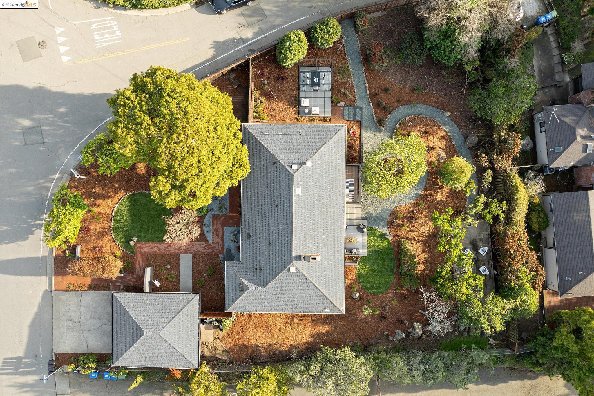 1433 Devonshire Drive