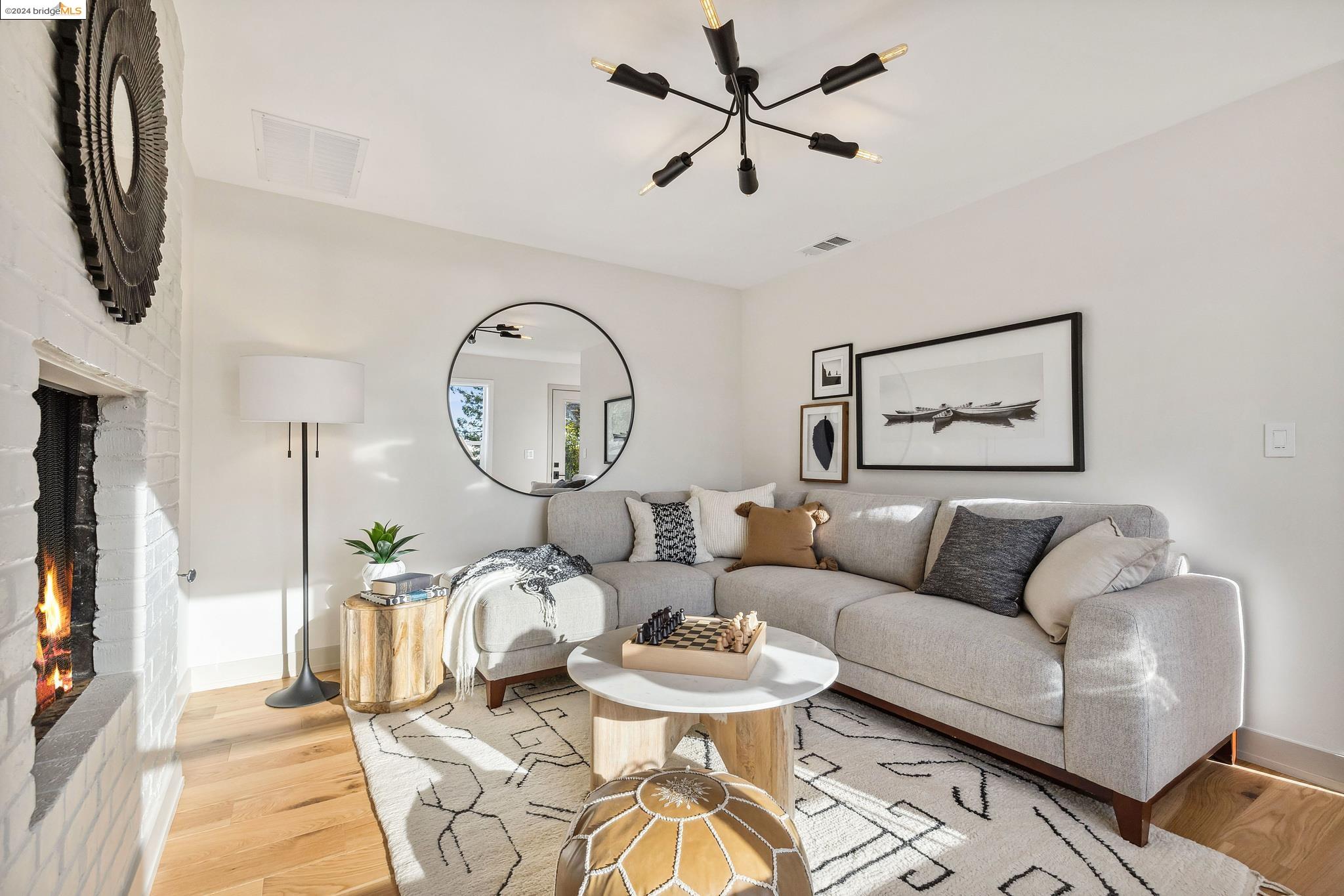 1433 Devonshire Drive