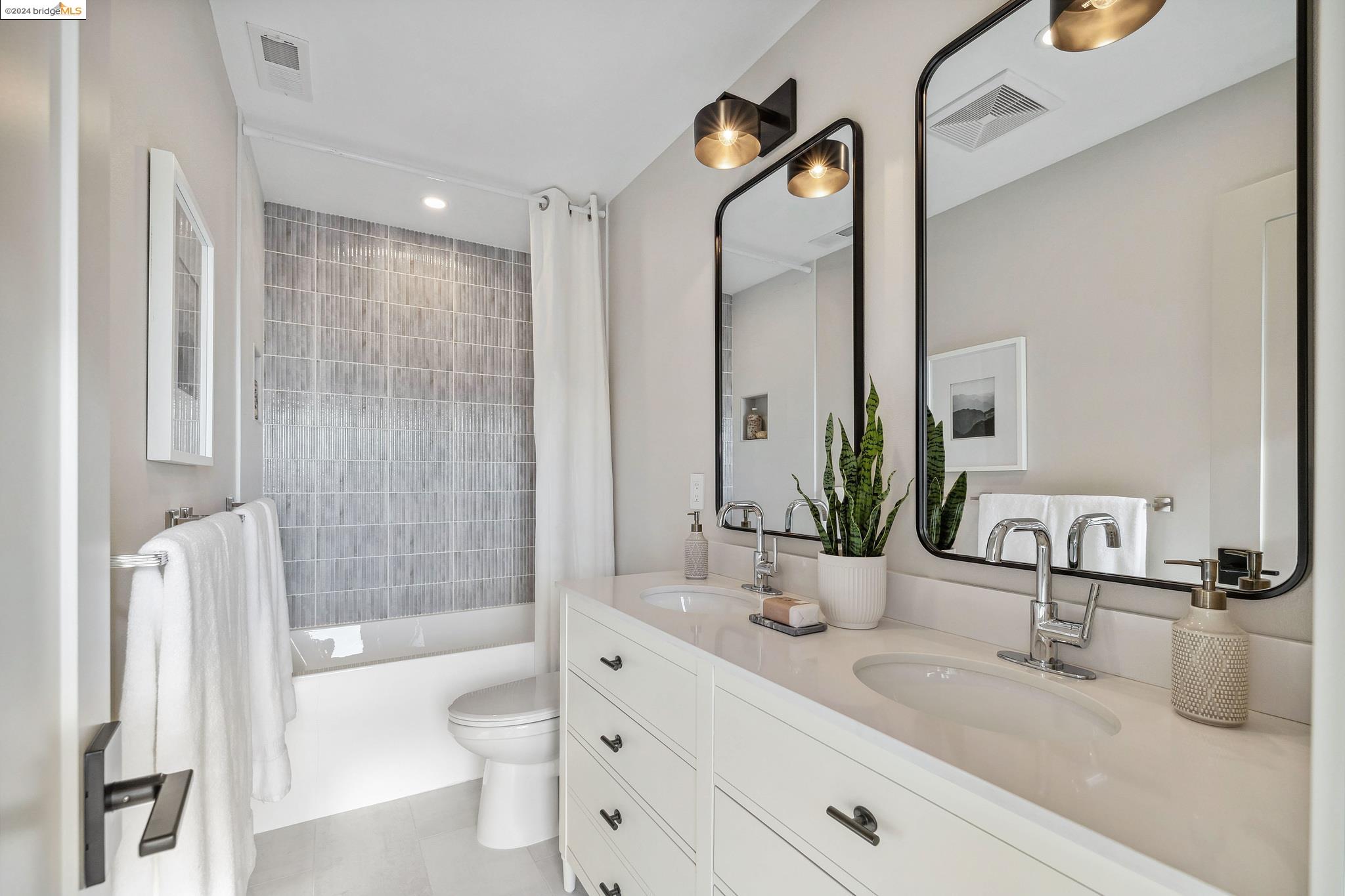 1433 Devonshire Drive