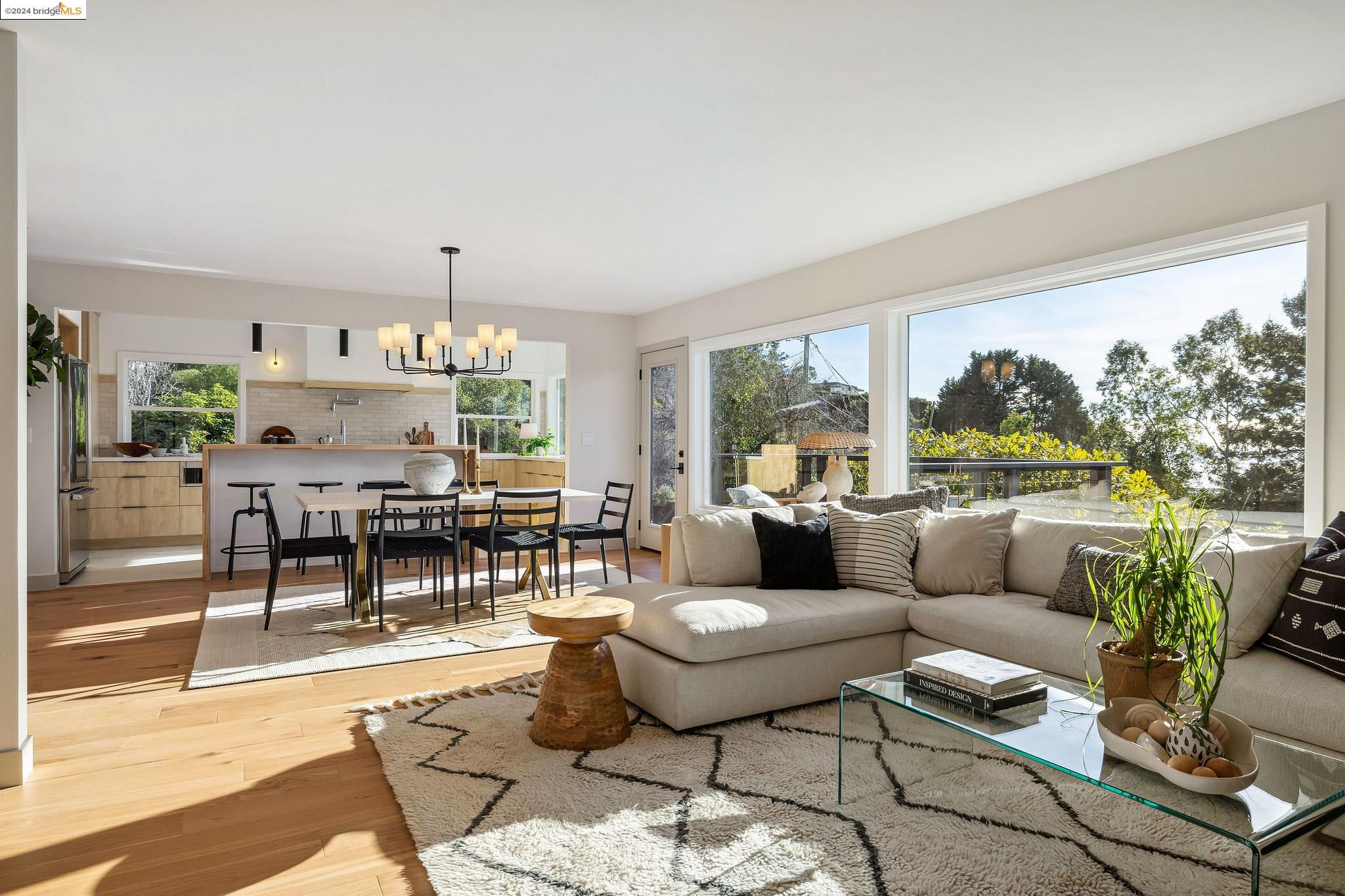 1433 Devonshire Drive