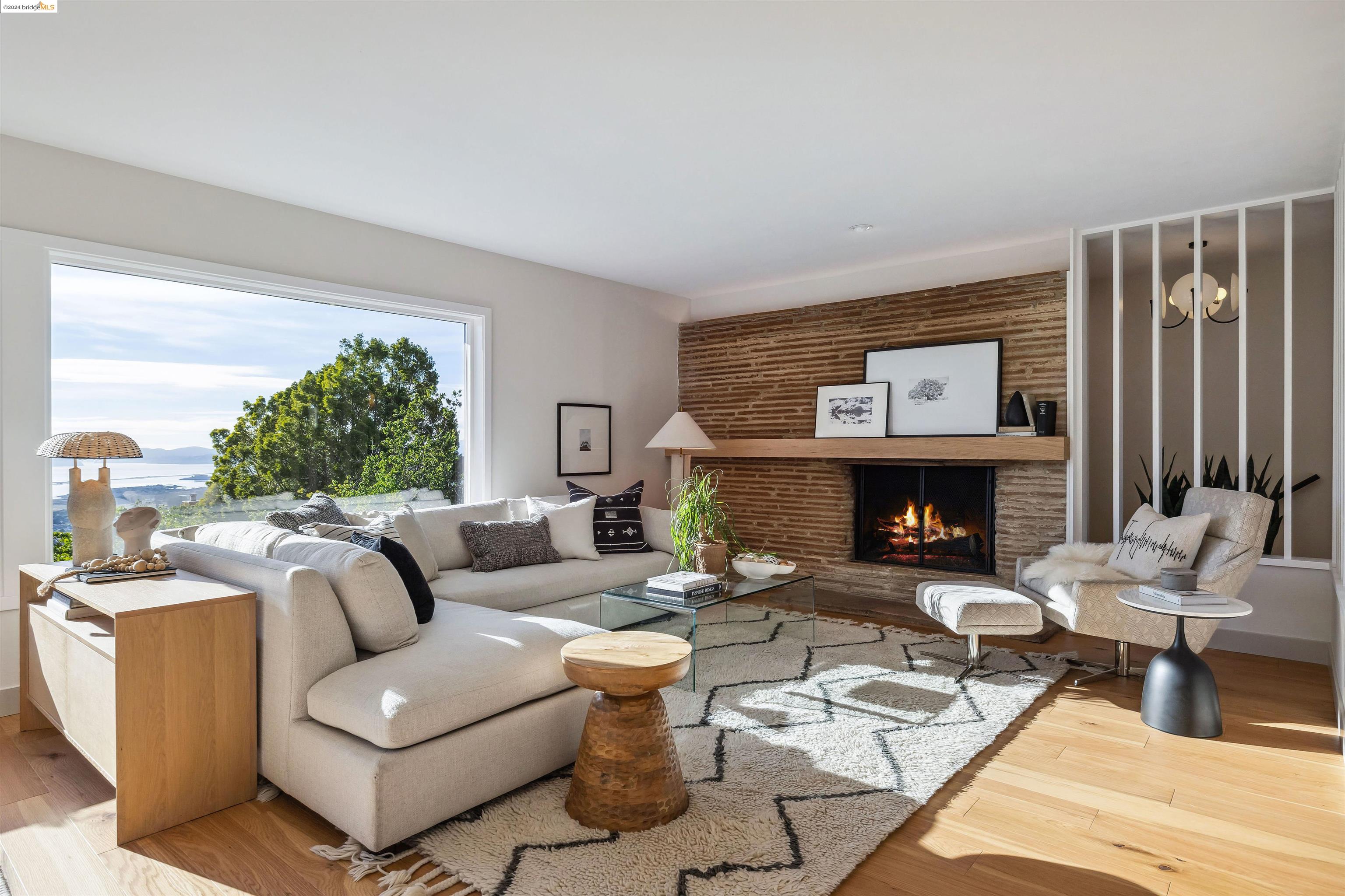 1433 Devonshire Drive