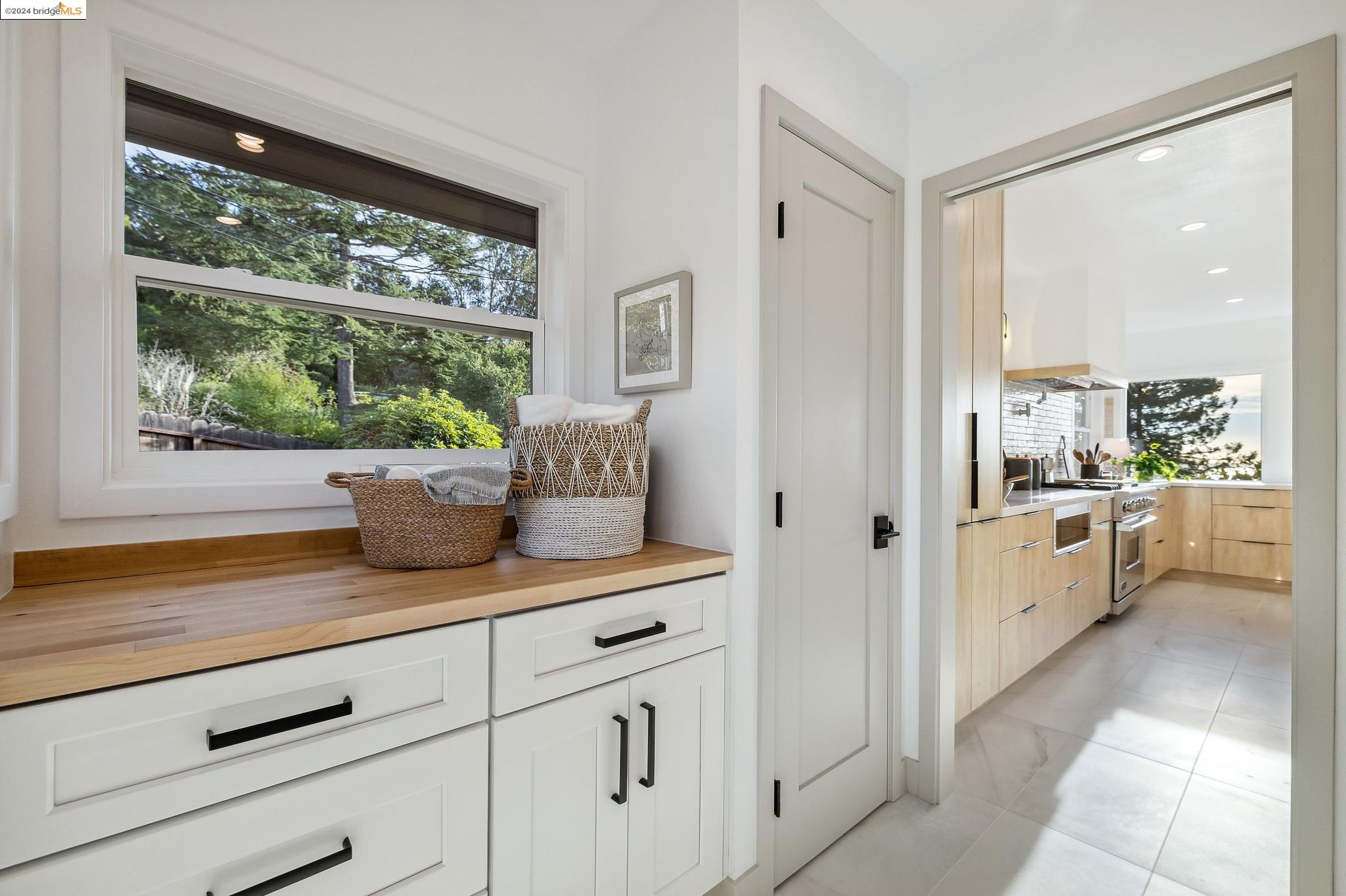 1433 Devonshire Drive