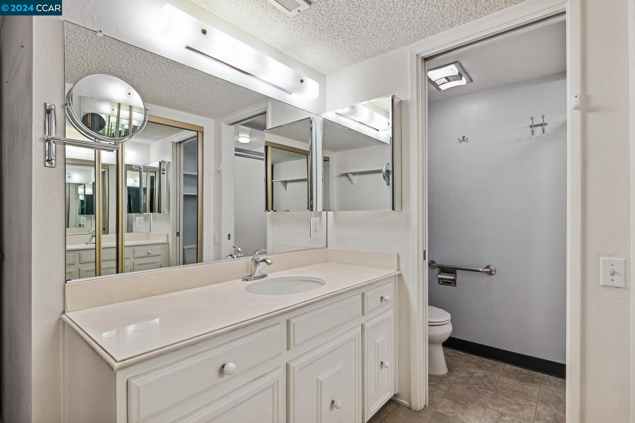 1129 Avenida Sevilla Unit: 4B