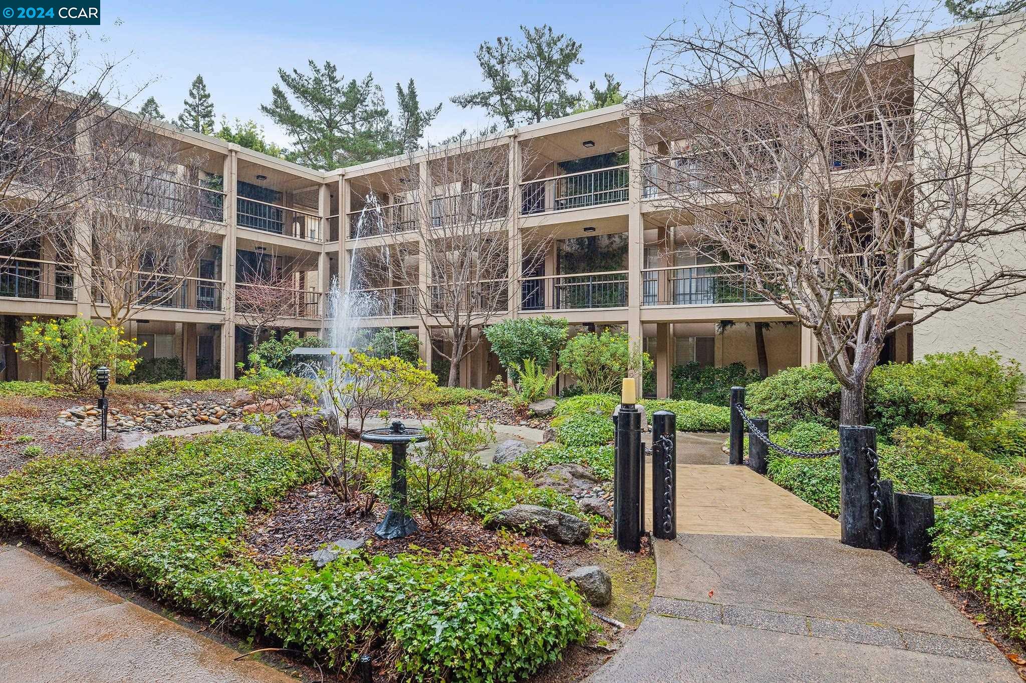 1129 Avenida Sevilla Unit: 4B