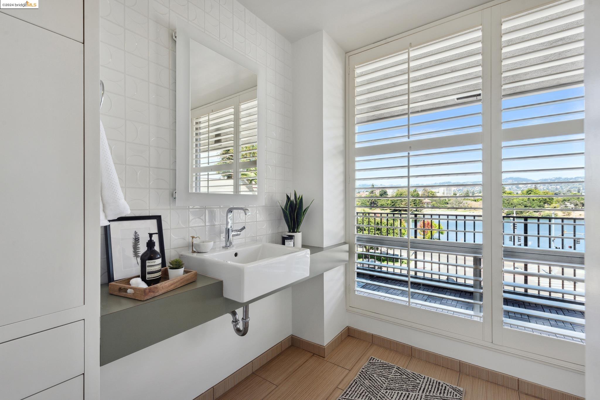 177 19Th St Unit: 2B