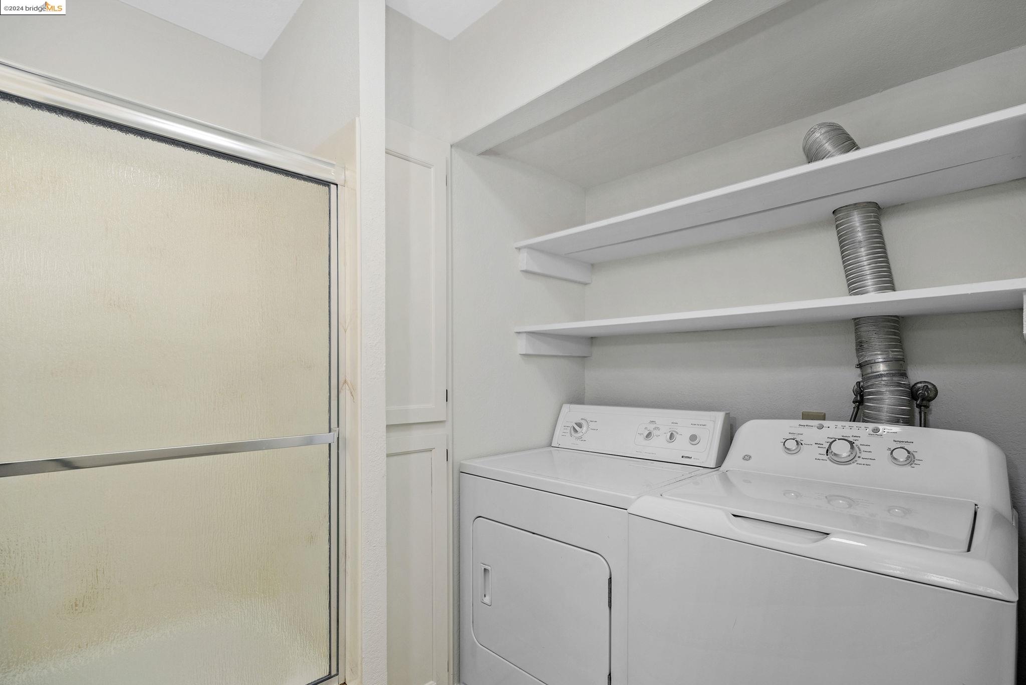 2575 San Leandro Blvd