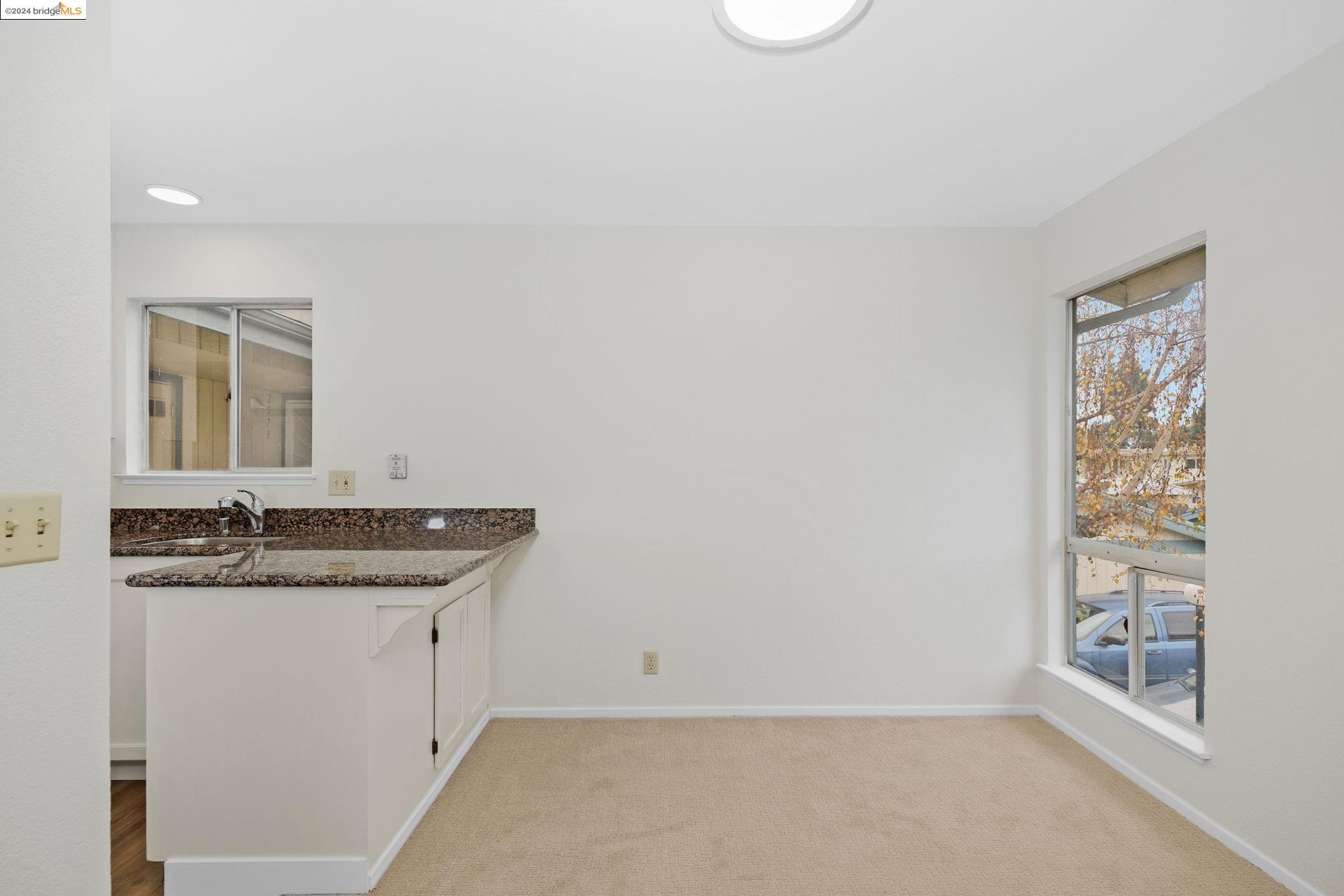 2575 San Leandro Blvd