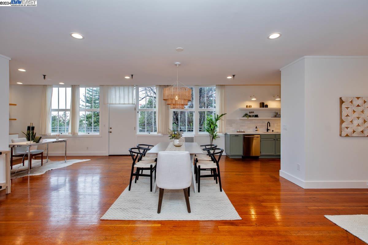 3239 Kempton Ave # 13