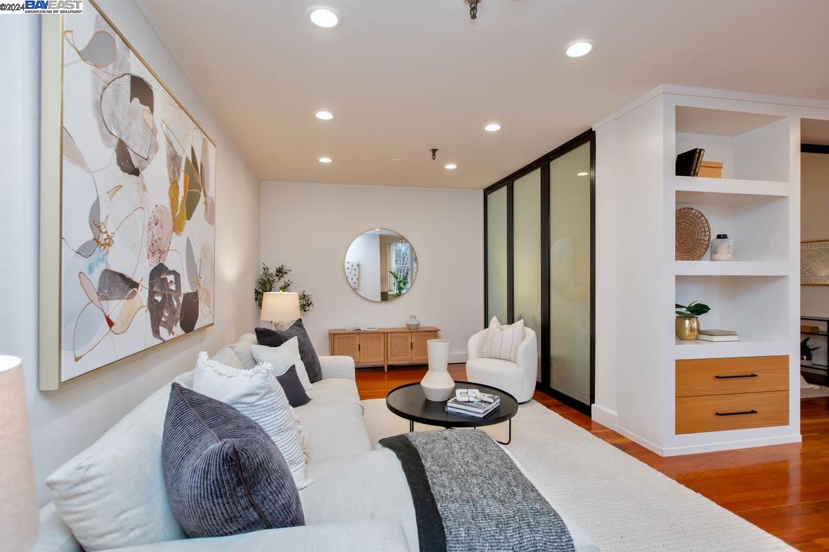 3239 Kempton Ave # 13