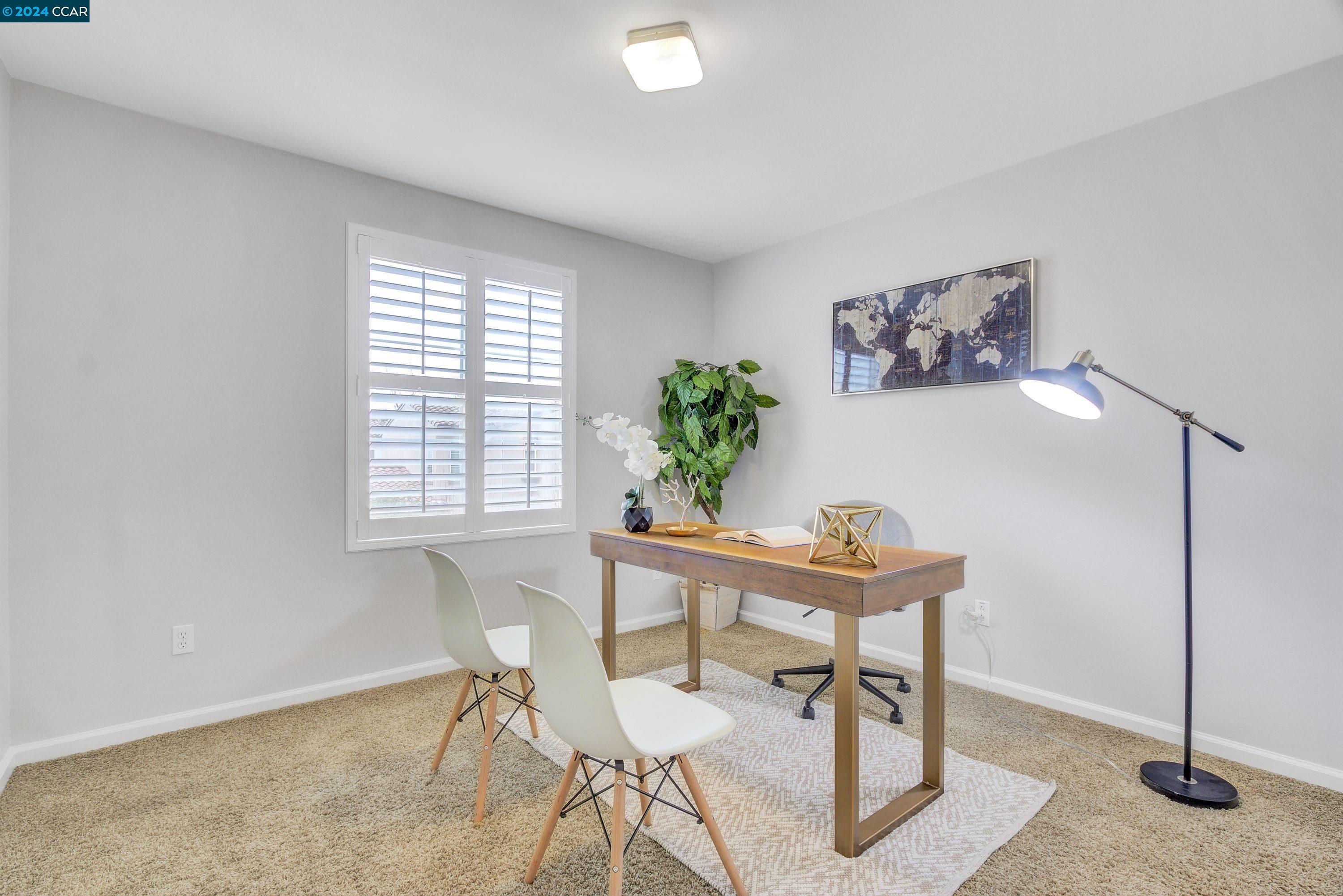 1041 Cedarwood Loop