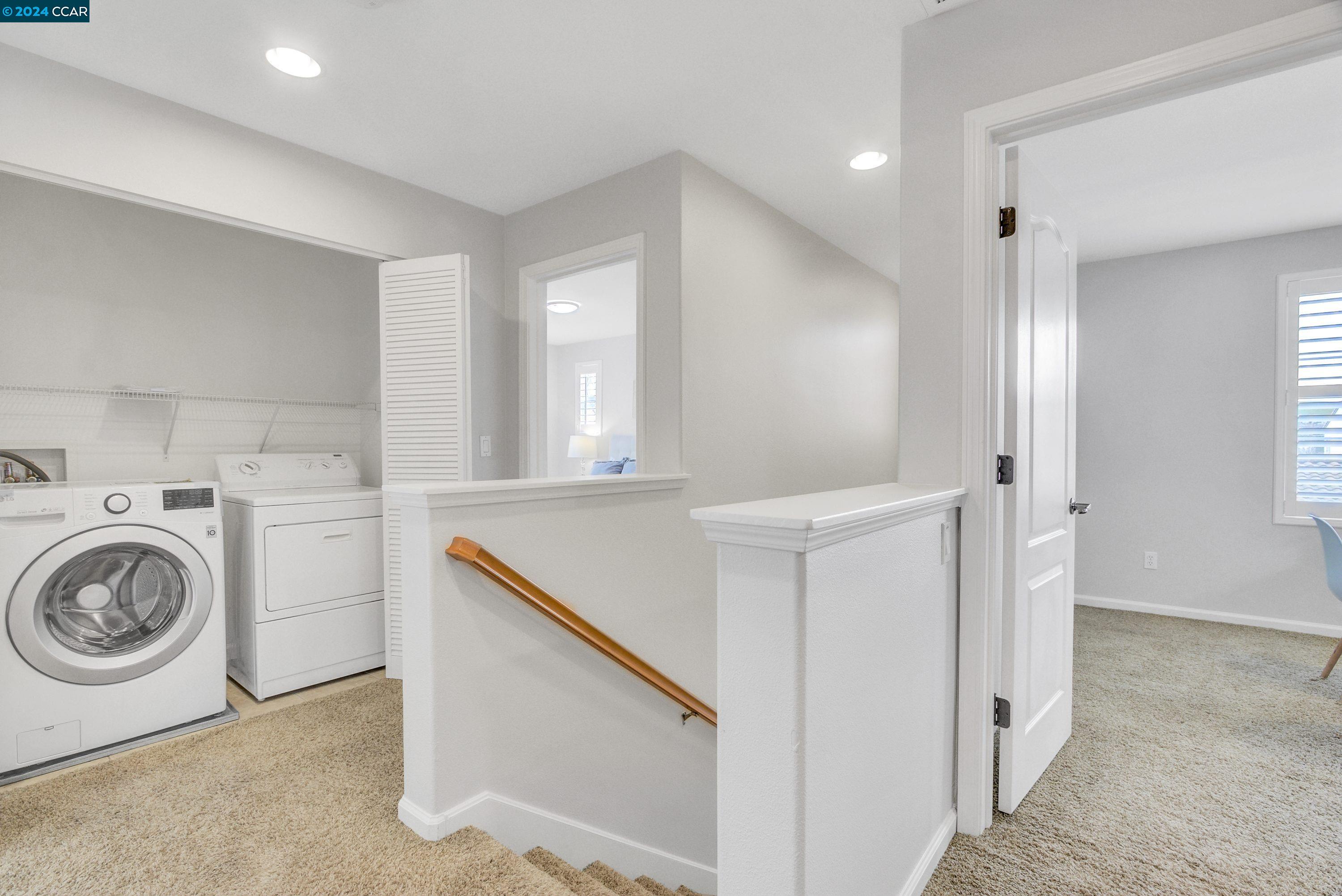1041 Cedarwood Loop