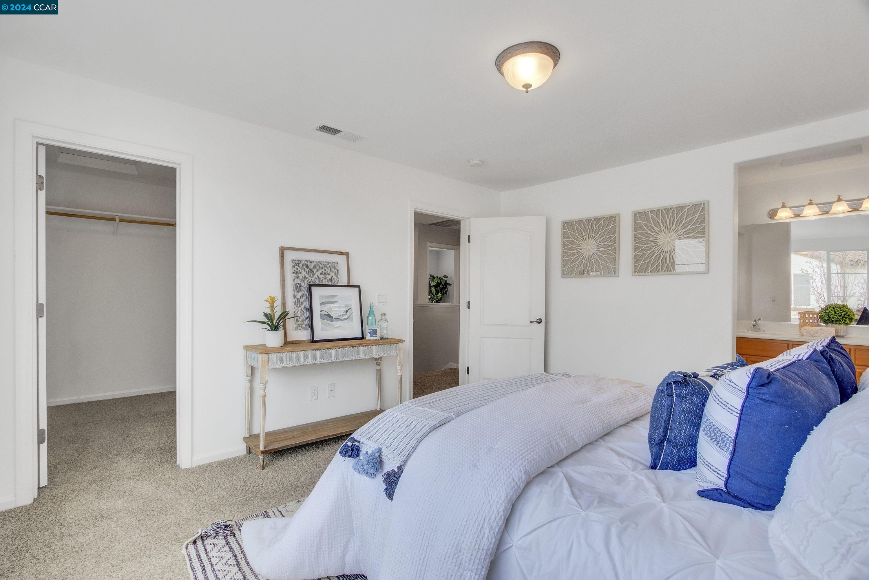 1041 Cedarwood Loop