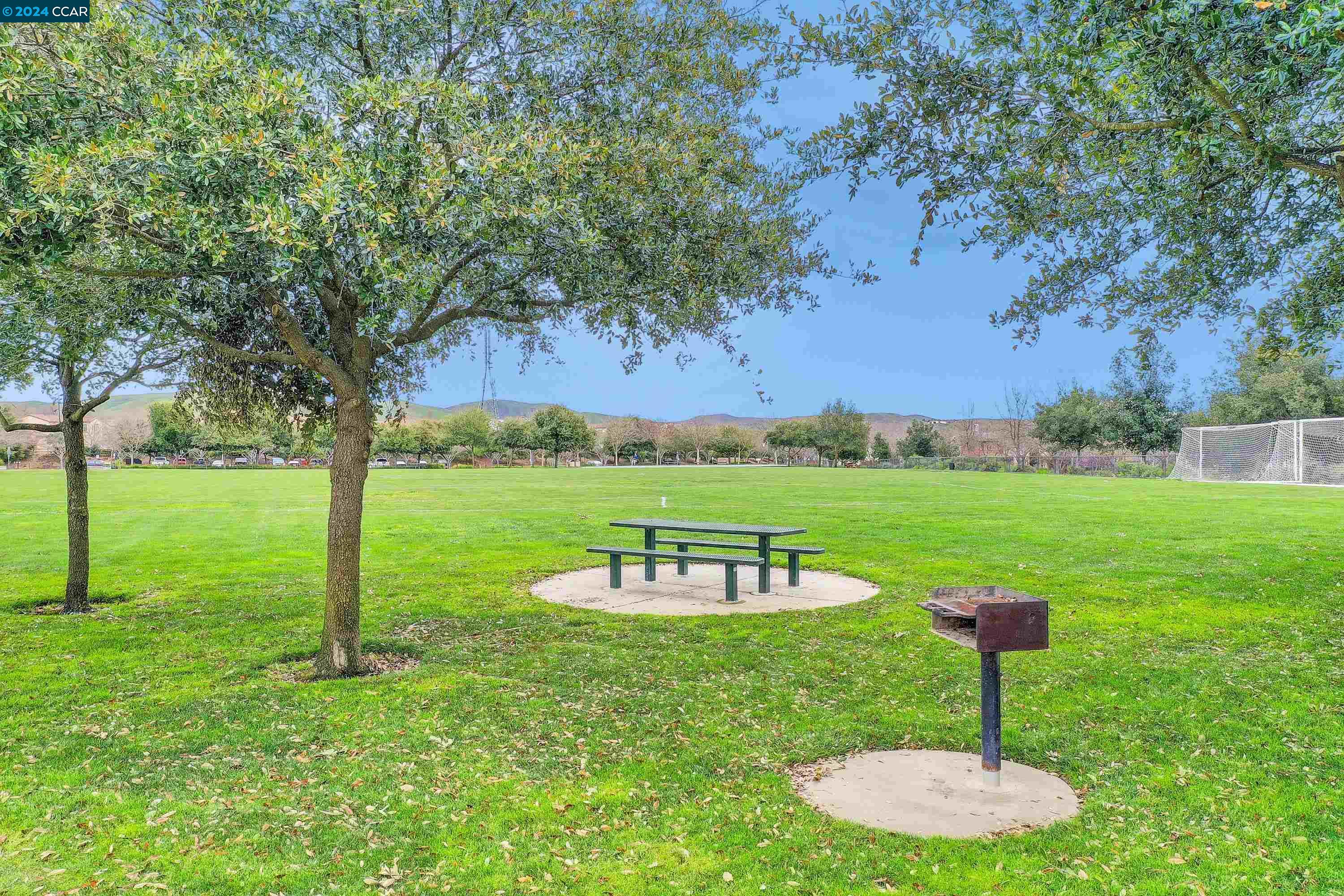 1041 Cedarwood Loop