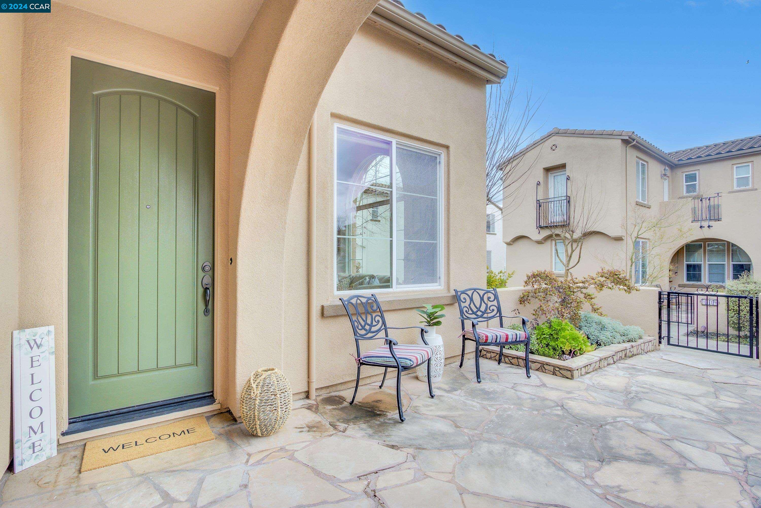 1041 Cedarwood Loop