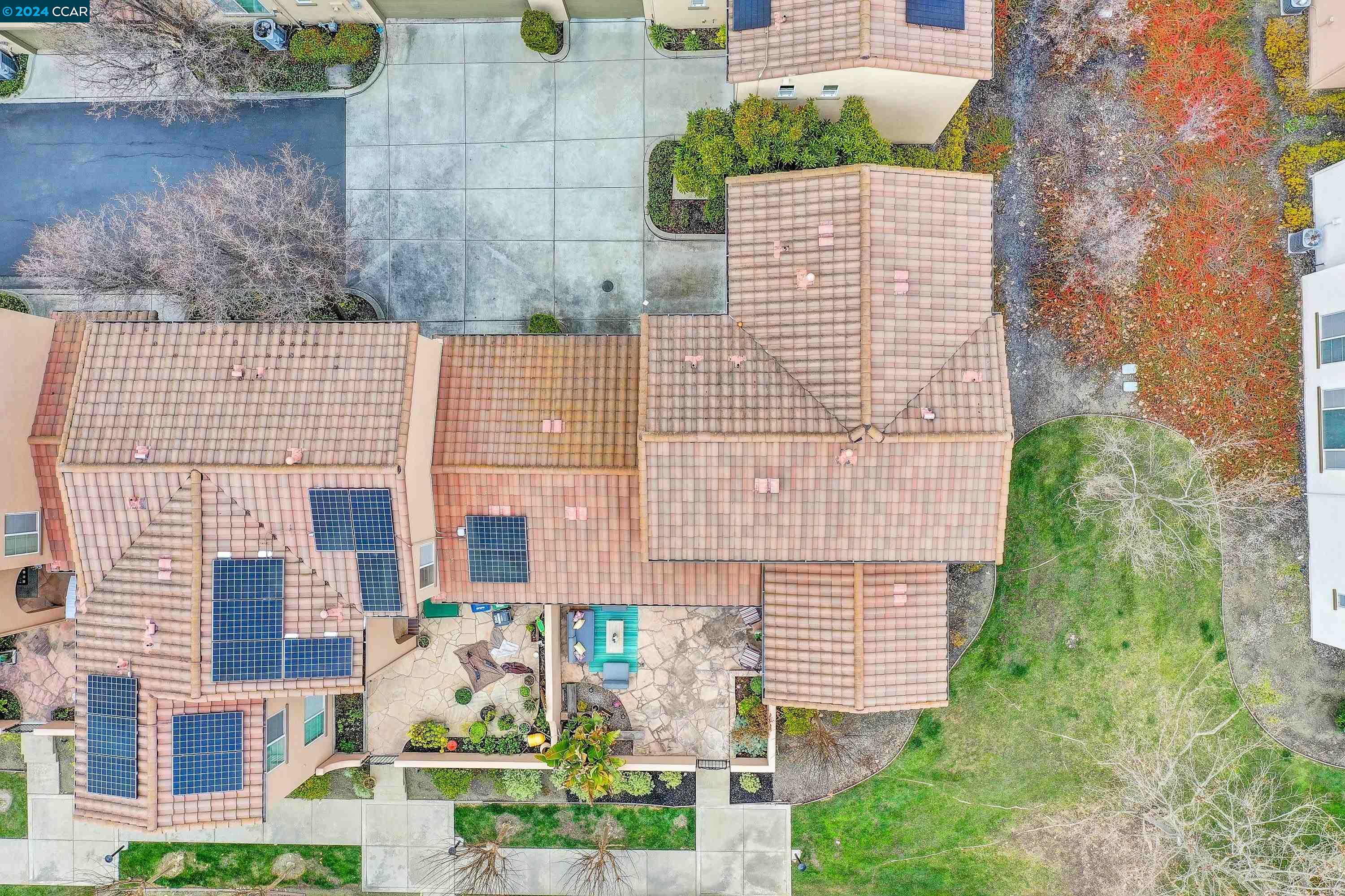 1041 Cedarwood Loop