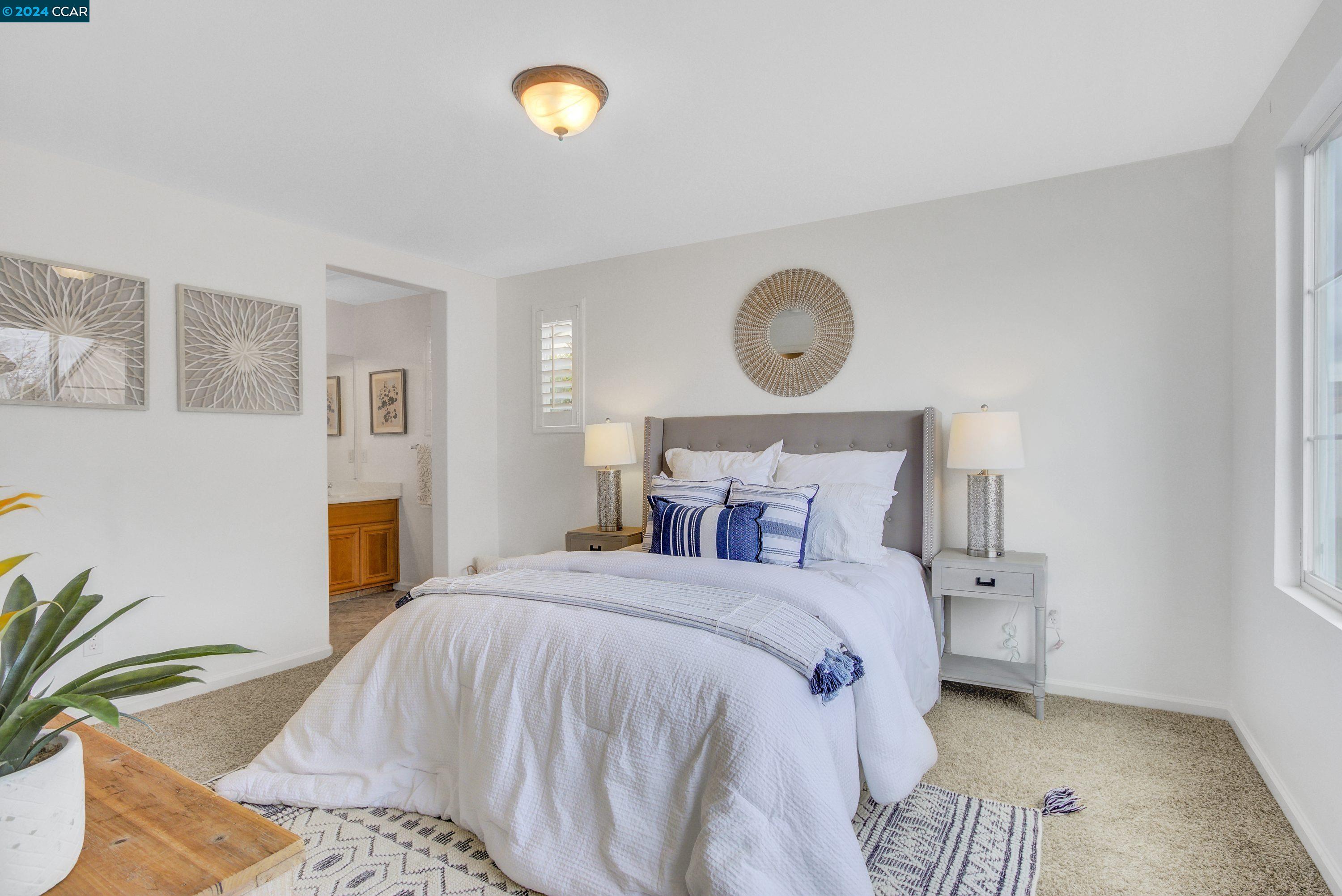 1041 Cedarwood Loop