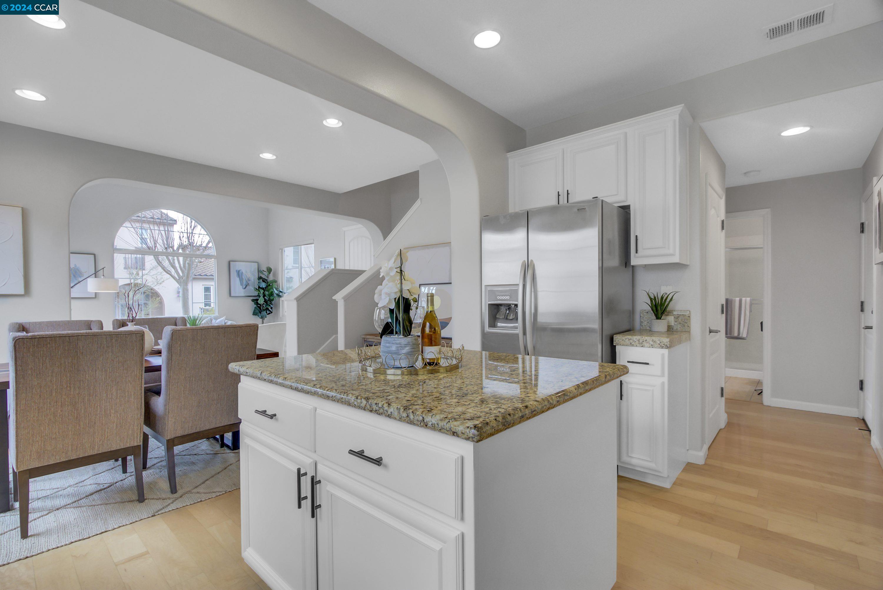 1041 Cedarwood Loop