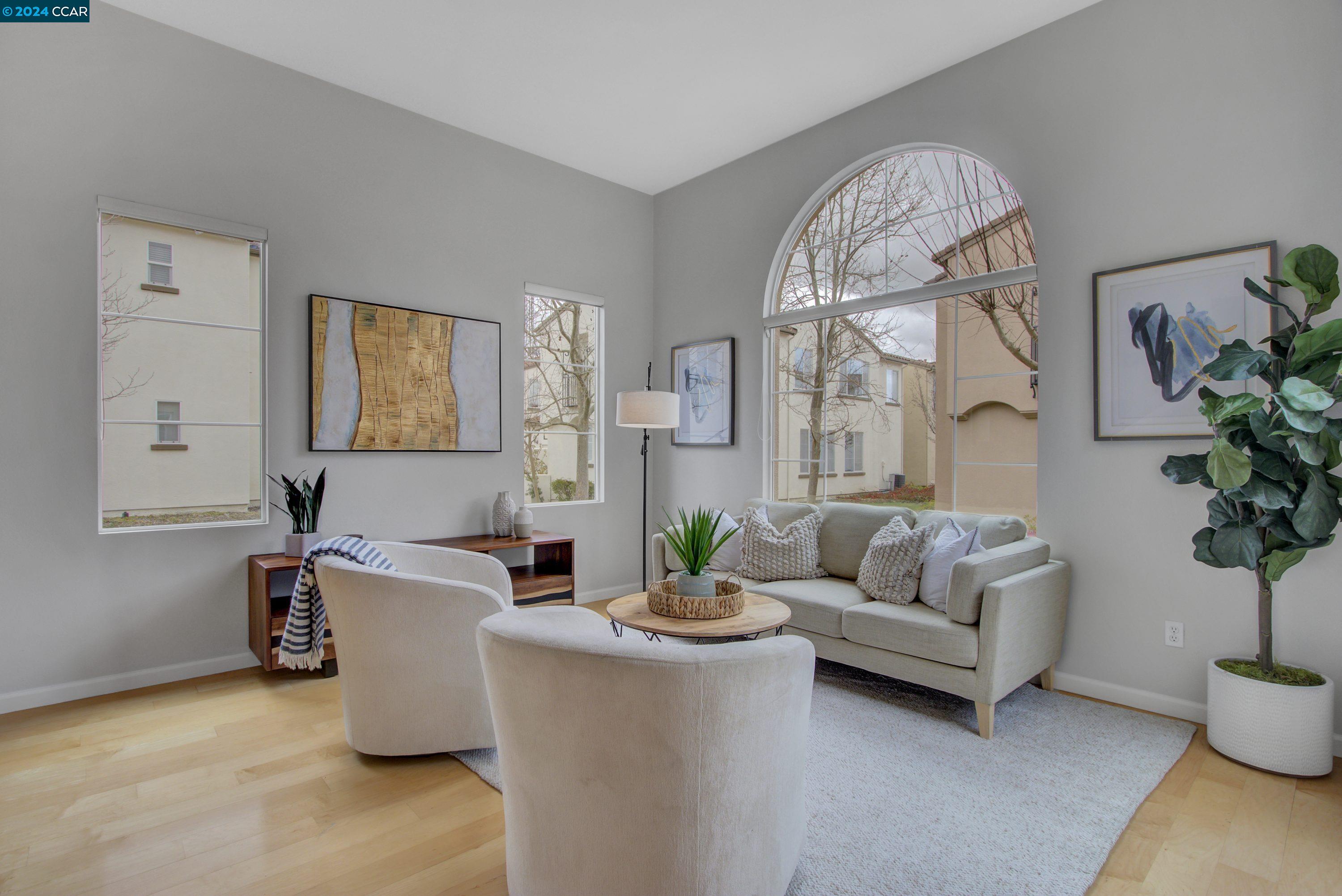 1041 Cedarwood Loop