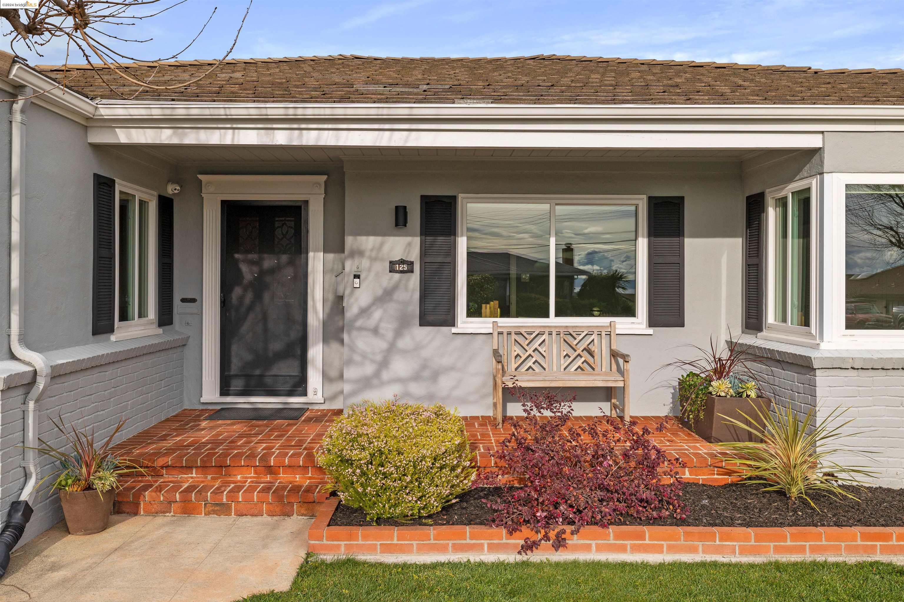 125 Rantoul Cir
