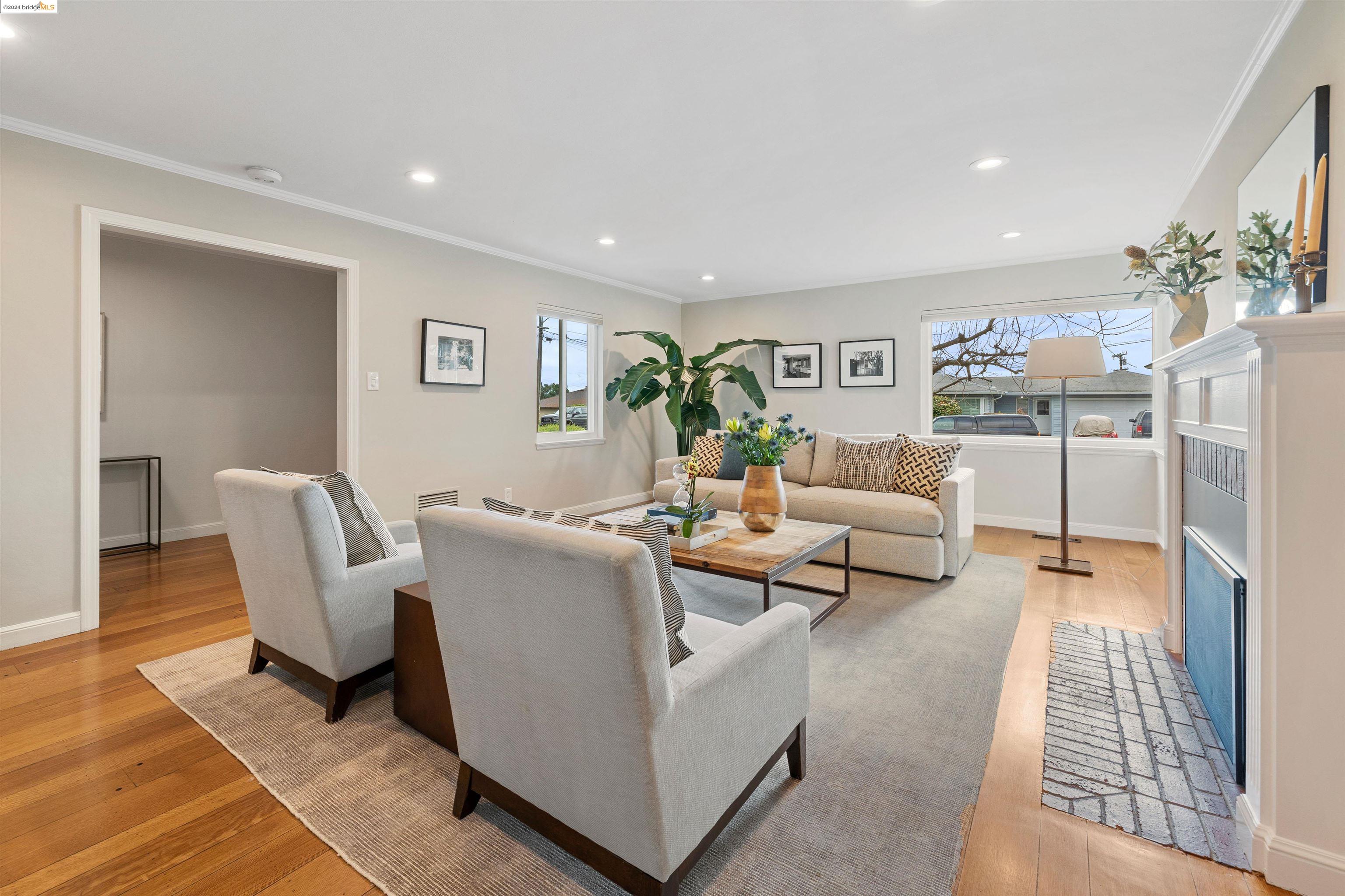 125 Rantoul Cir