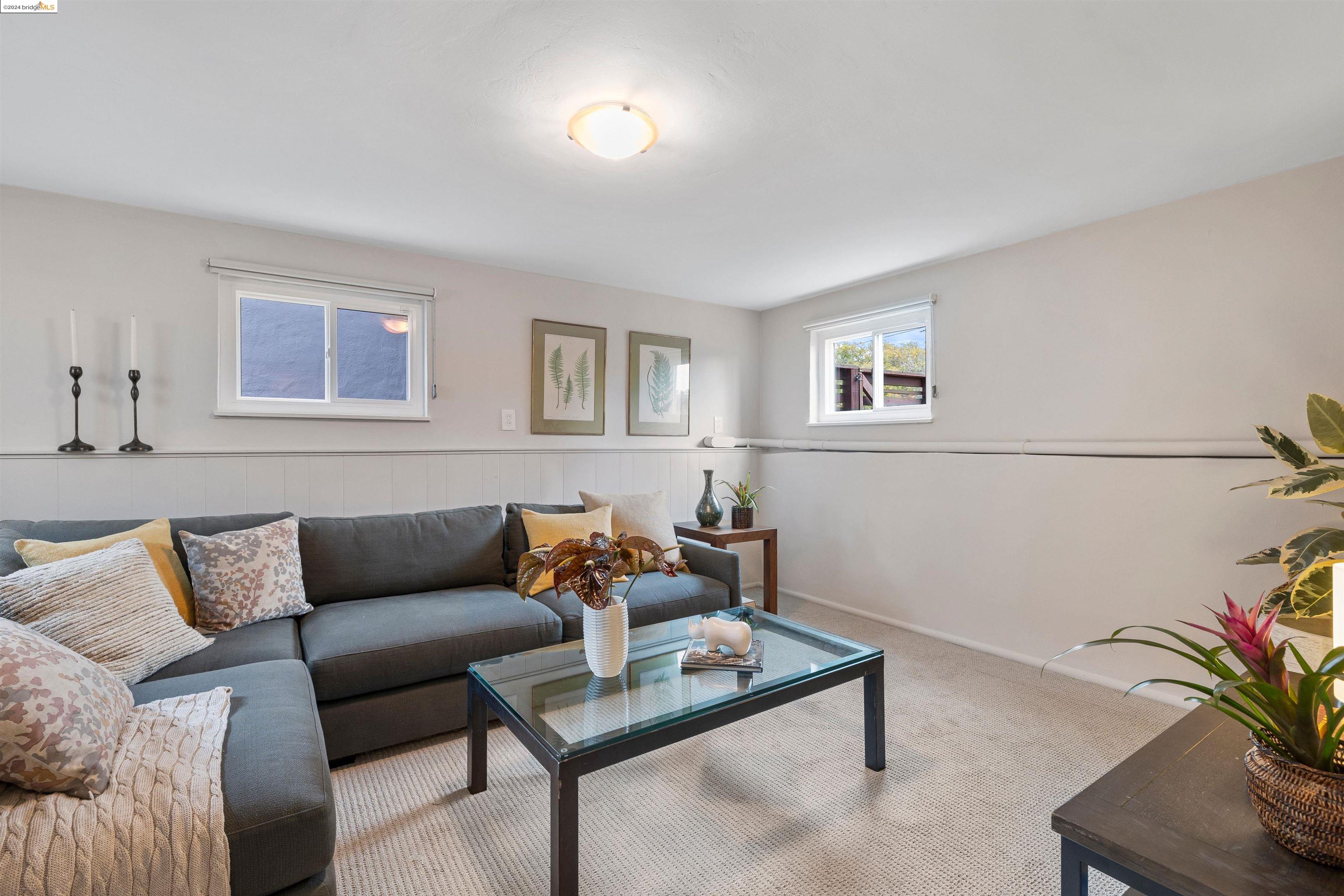 125 Rantoul Cir