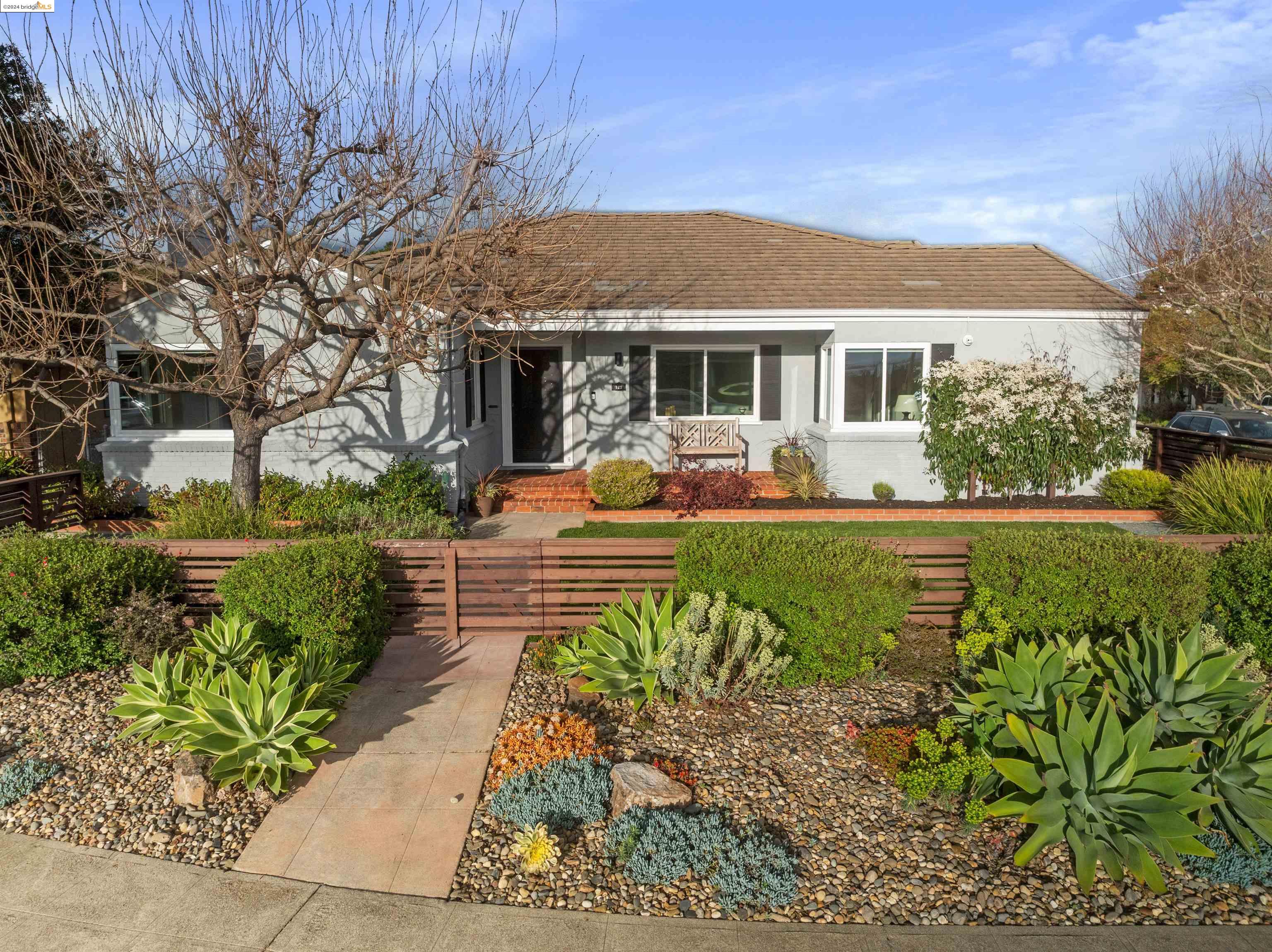 125 Rantoul Cir