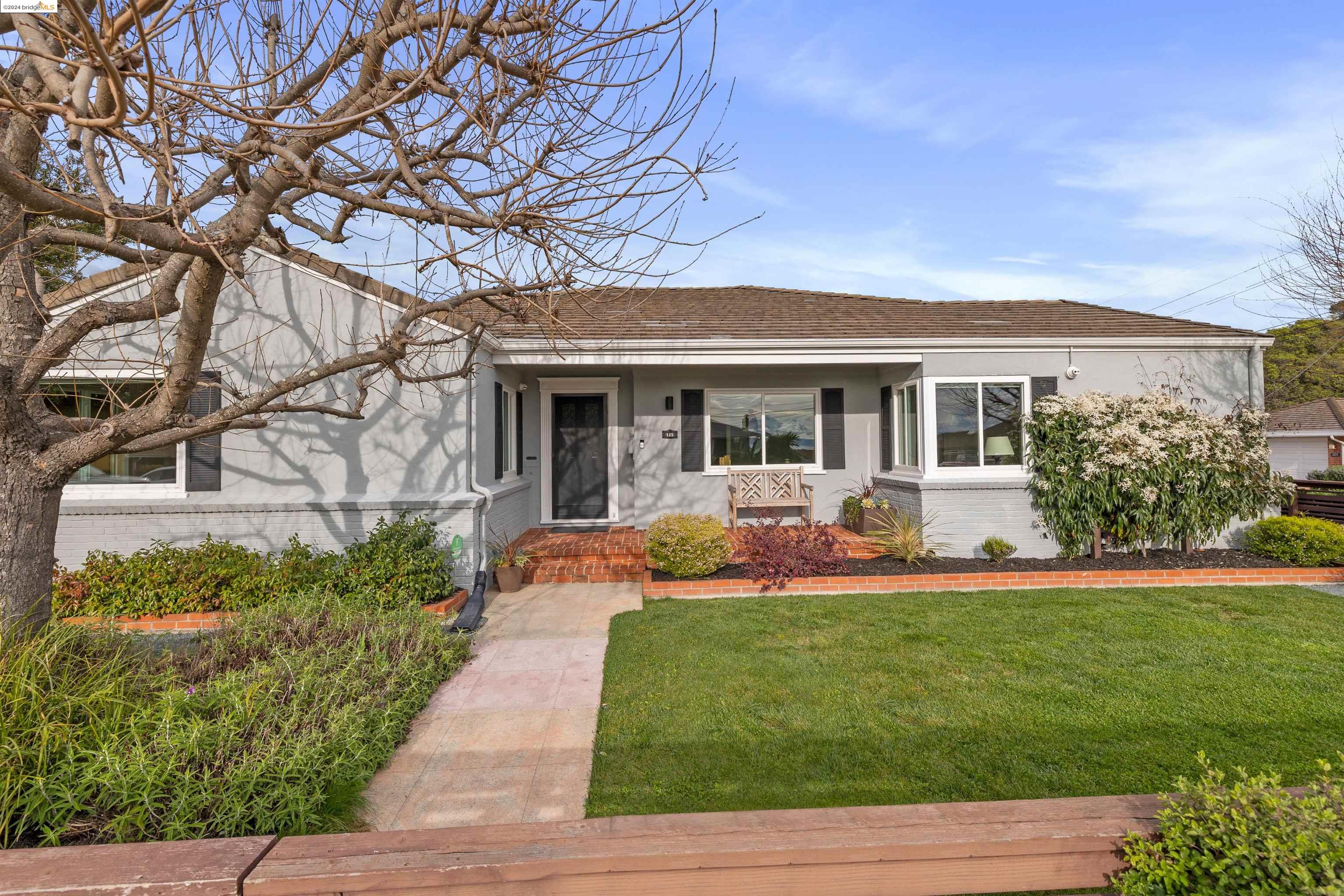 125 Rantoul Cir