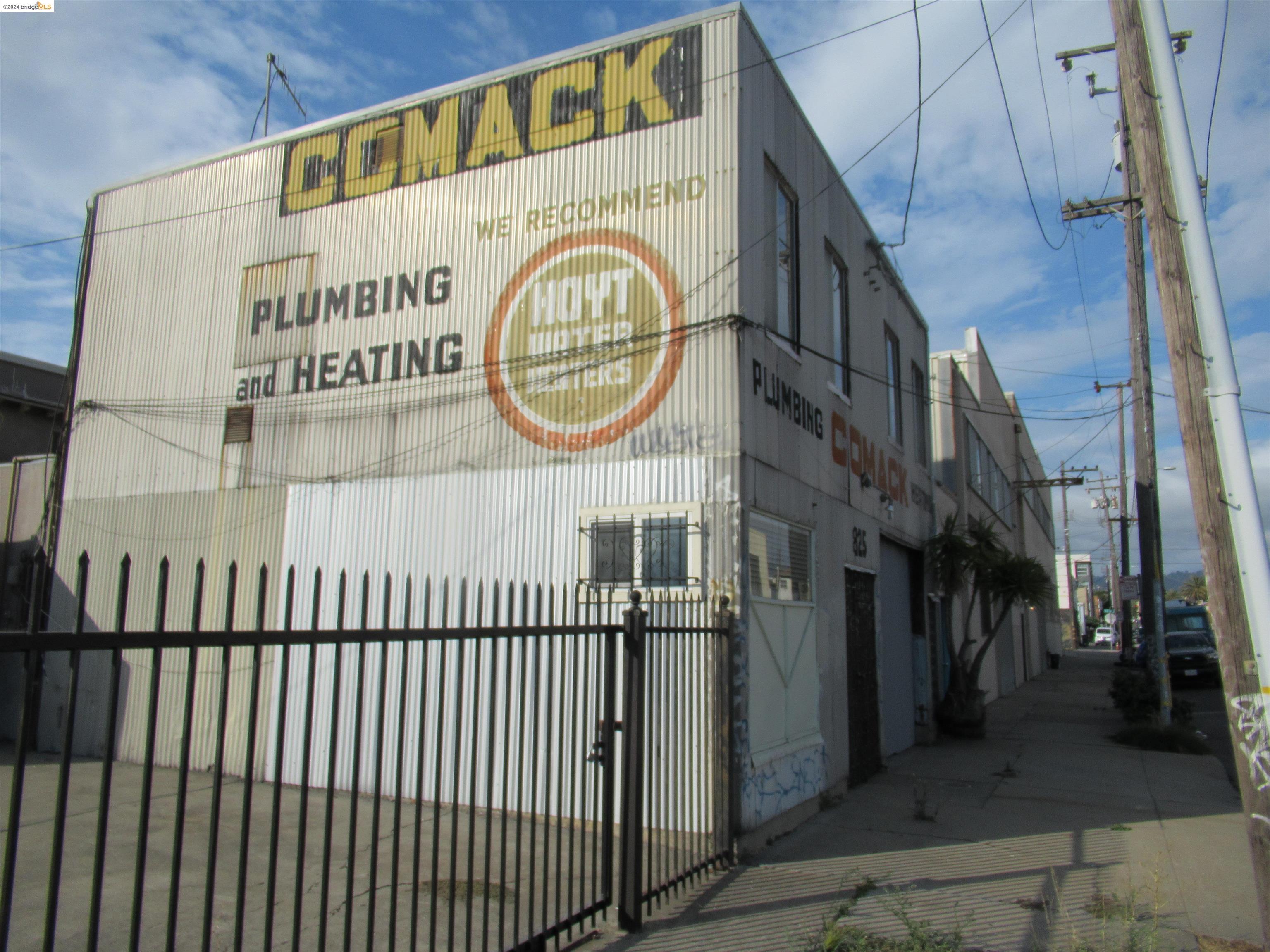 825 8th Avenue, Oakland