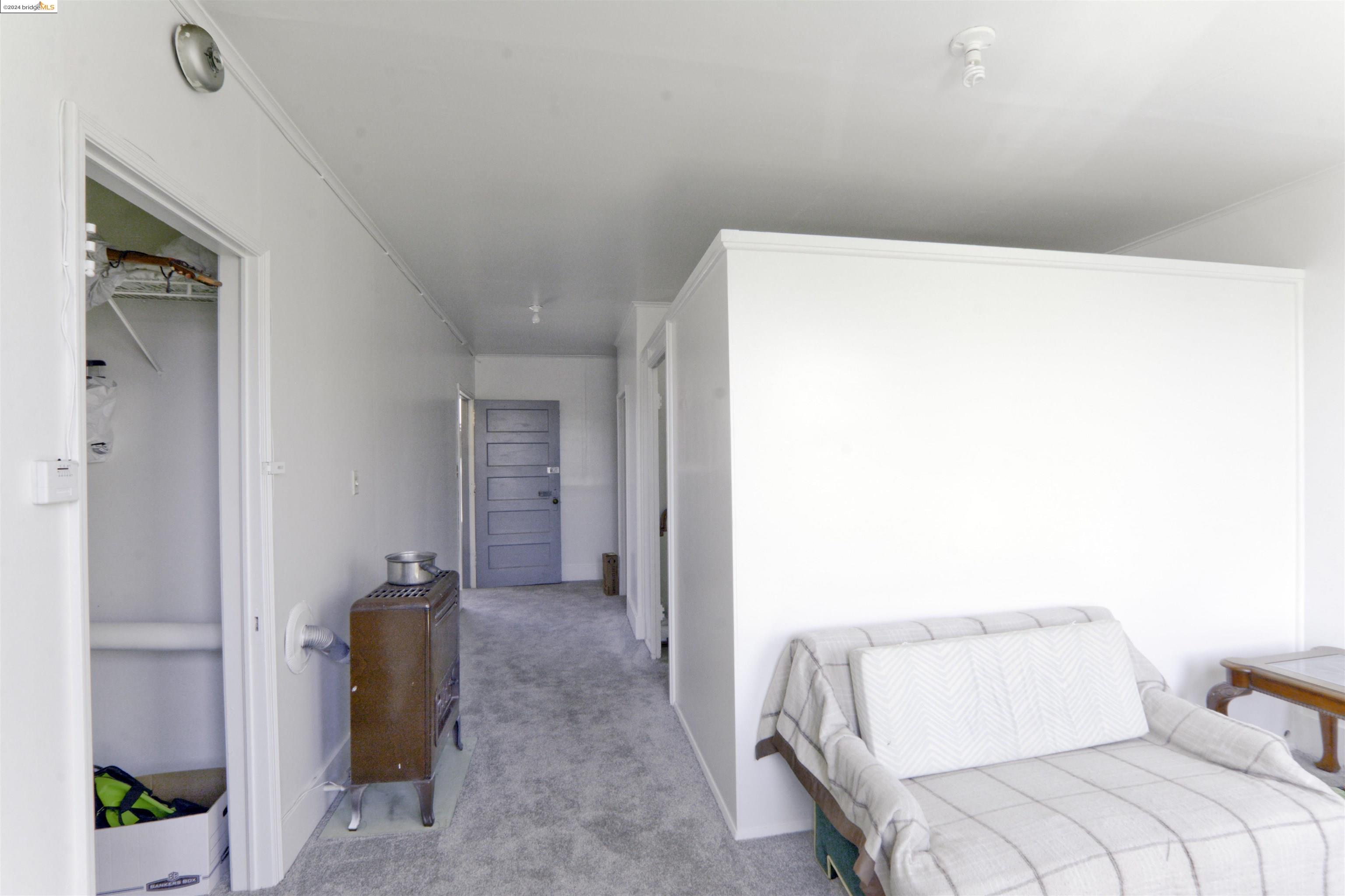 825 8th Avenue, Oakland