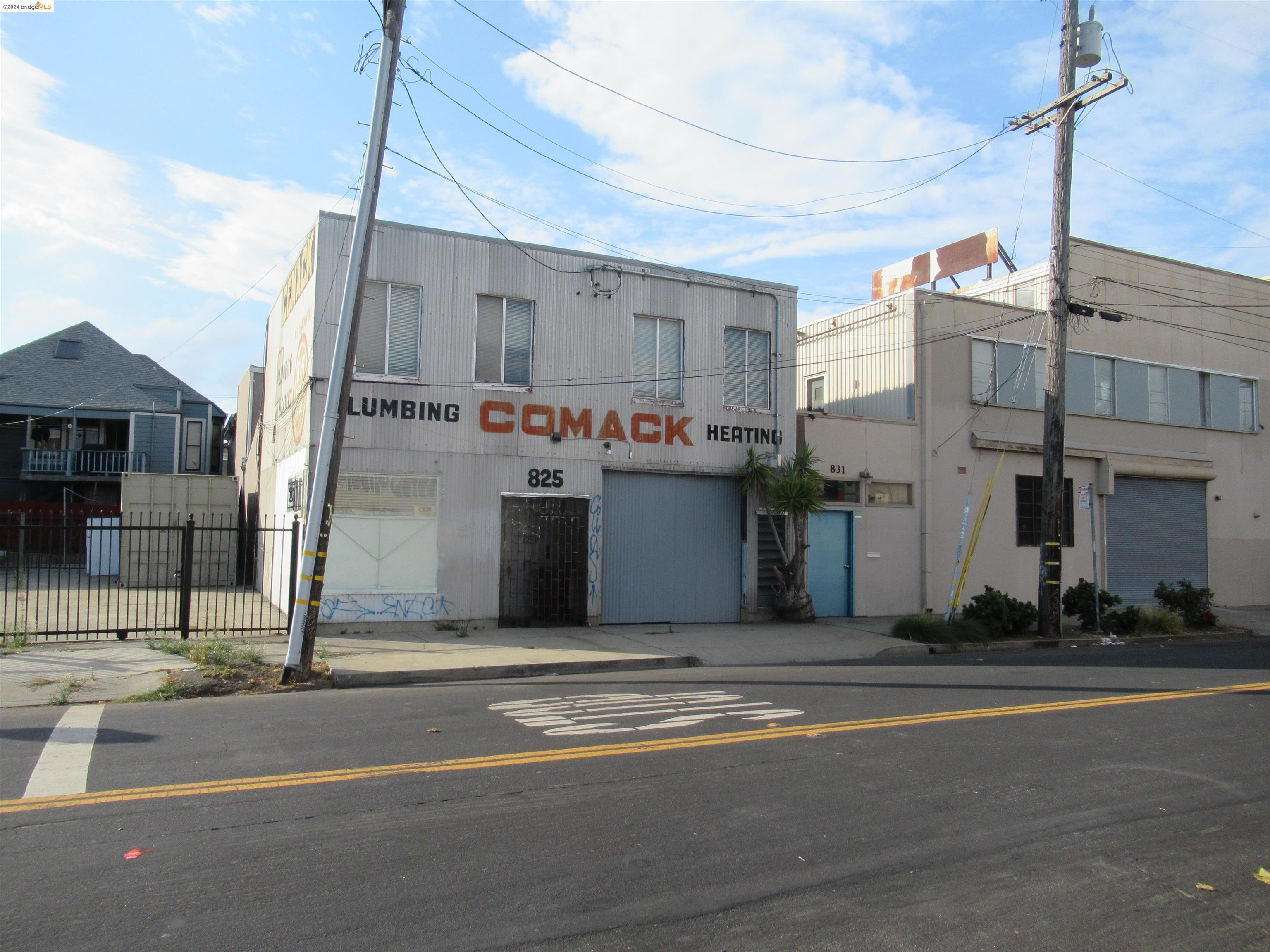 825 8th Avenue, Oakland