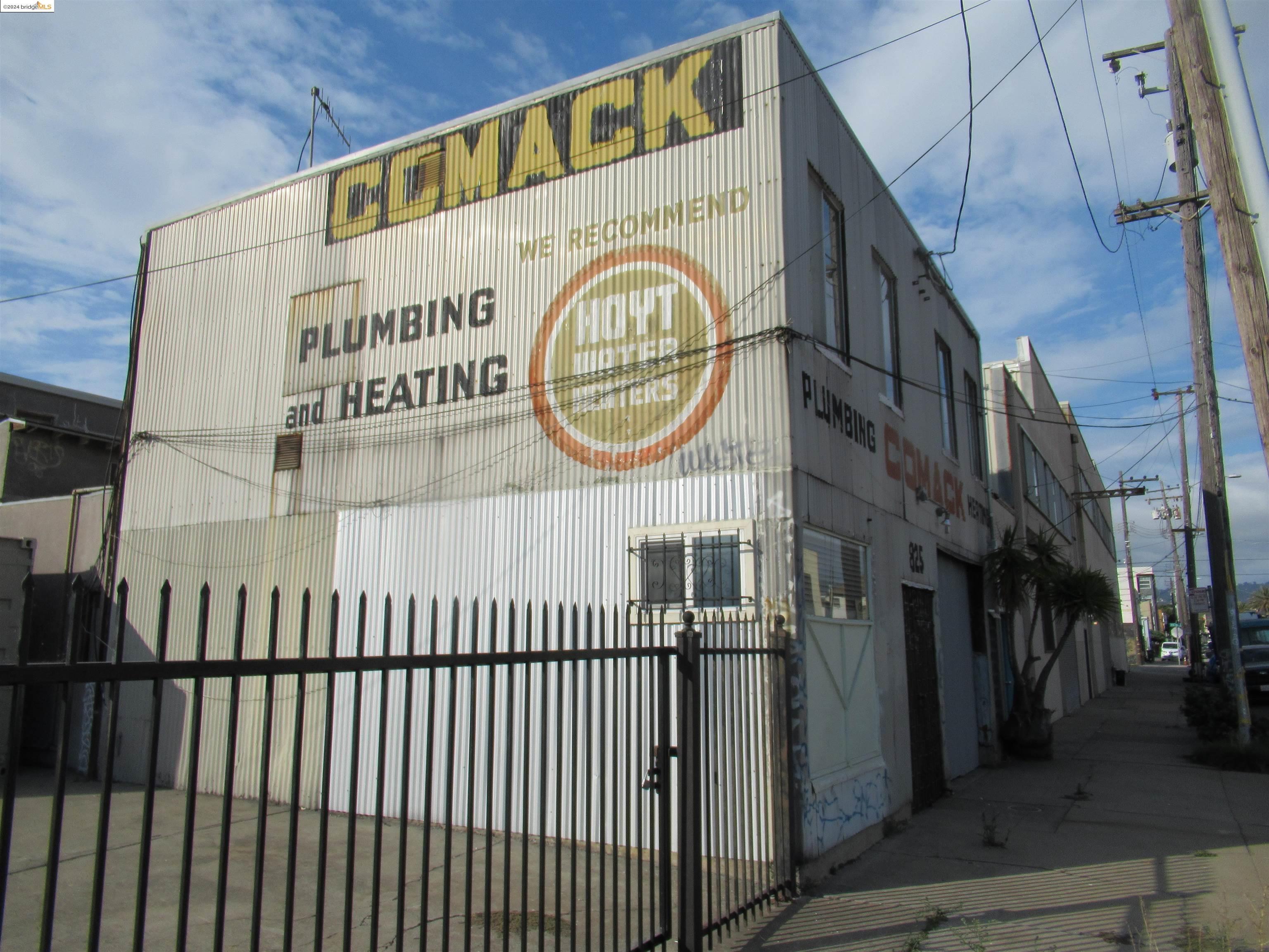 825 8th Avenue, Oakland