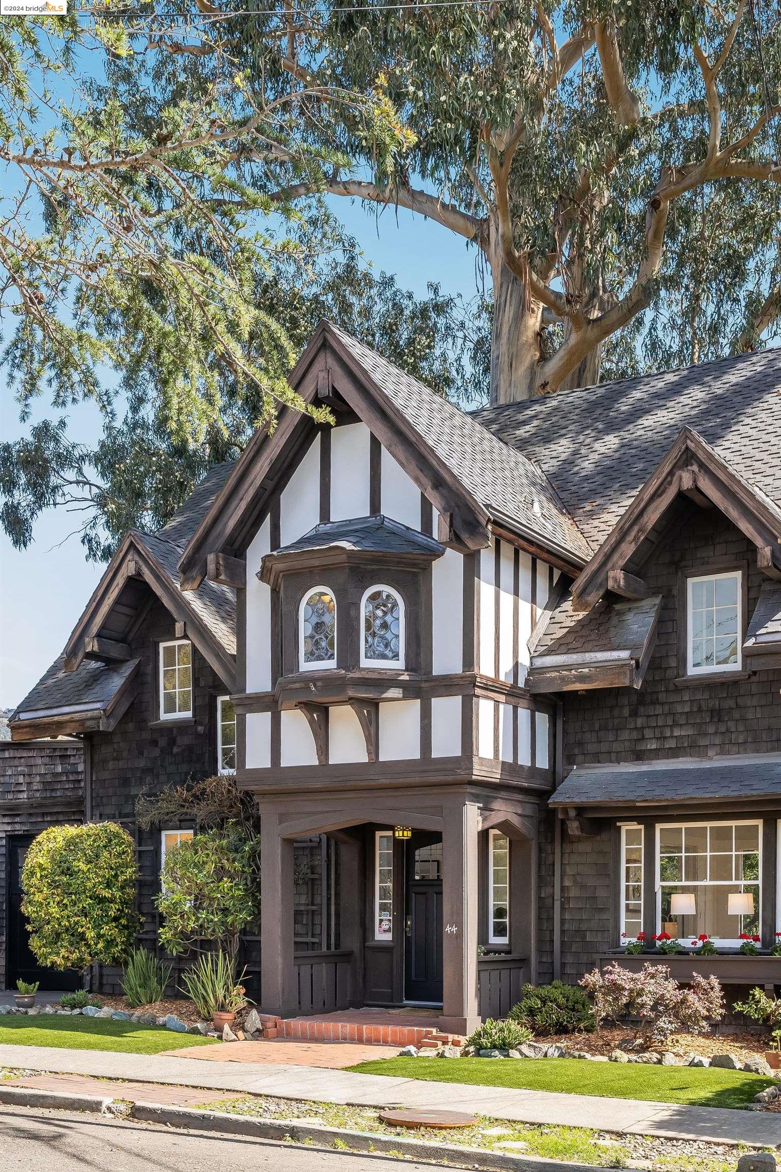 44 Eucalyptus Road