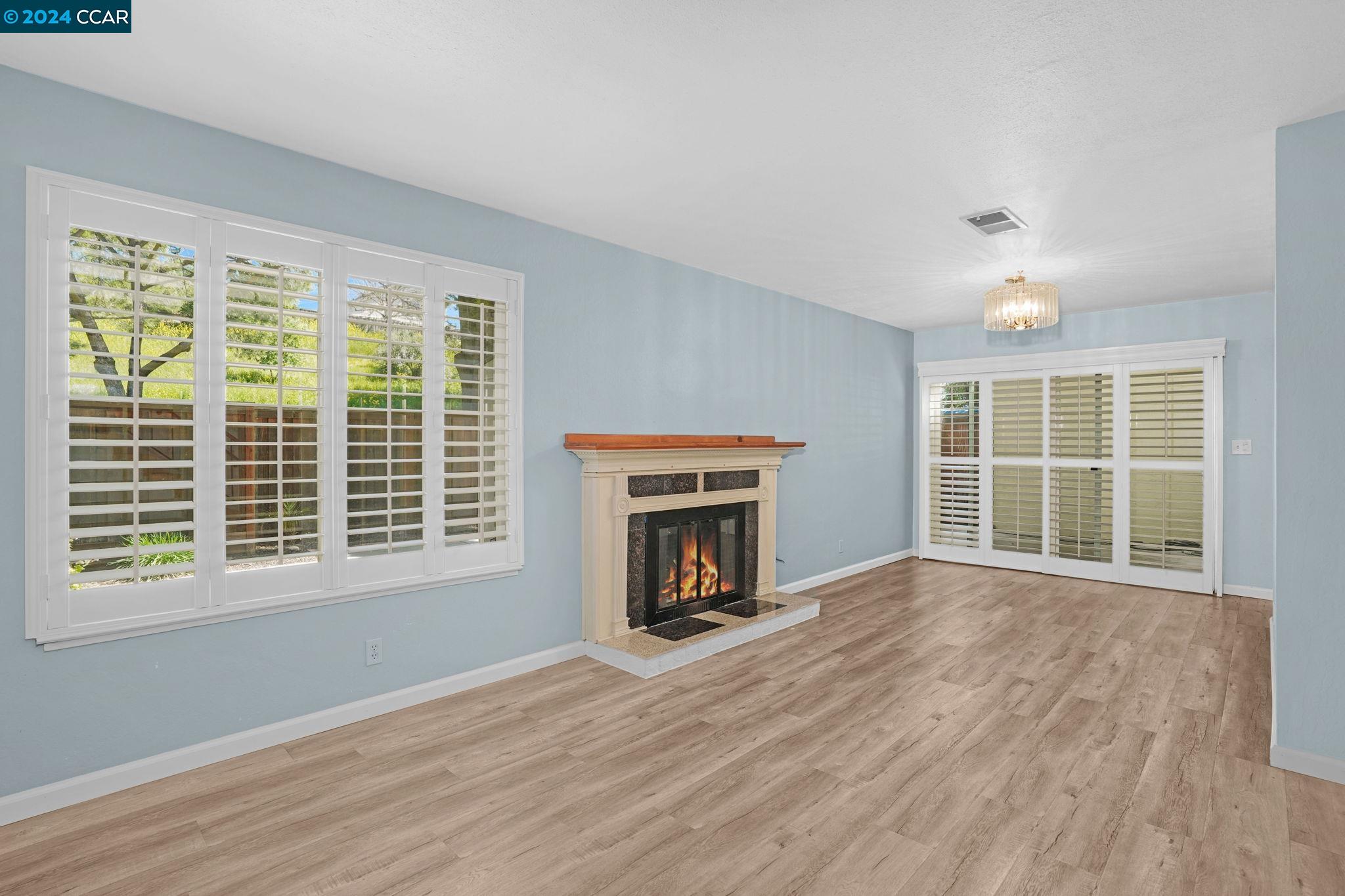 124 Fountainhead Ct.