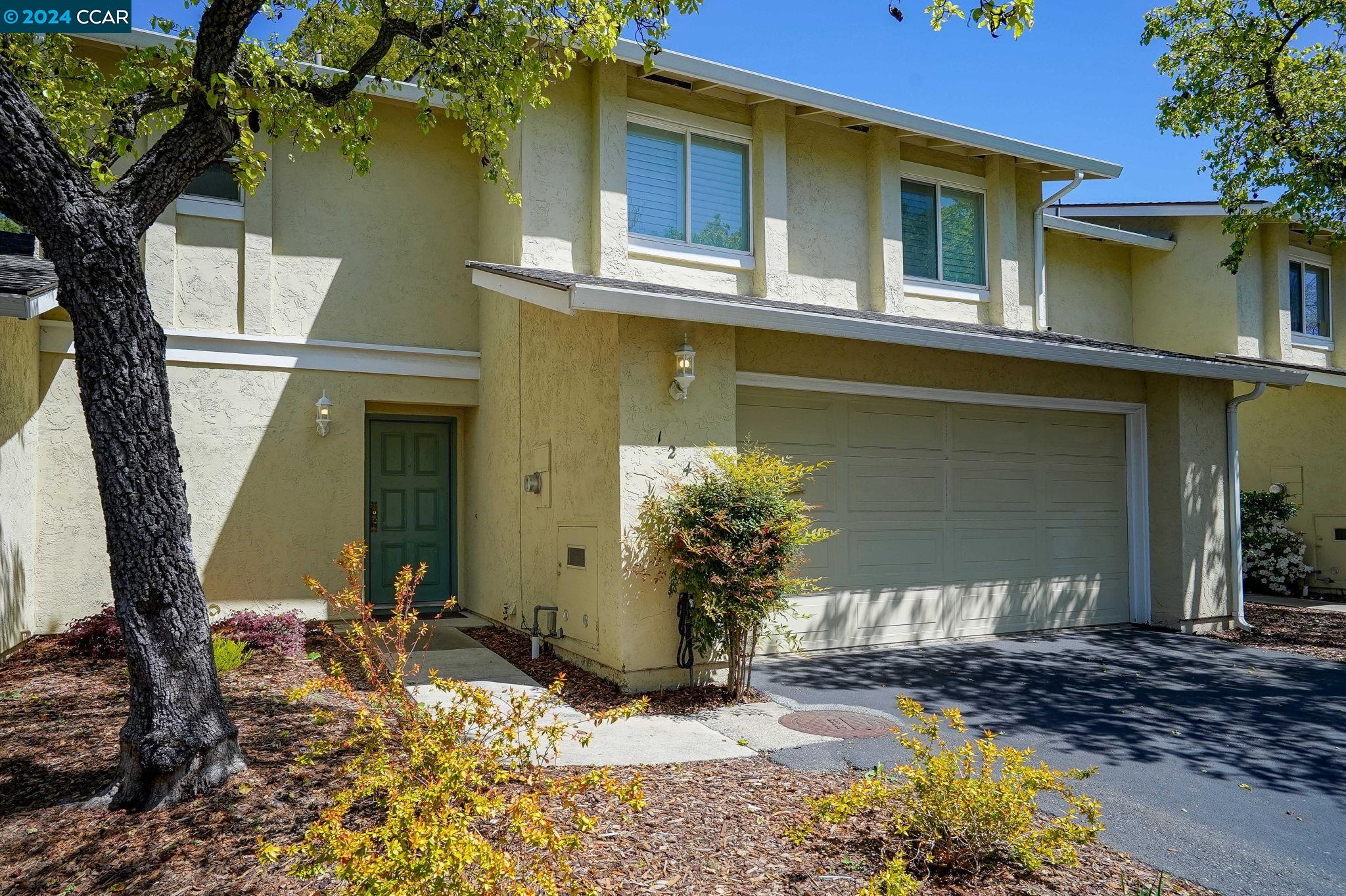 124 Fountainhead Ct.